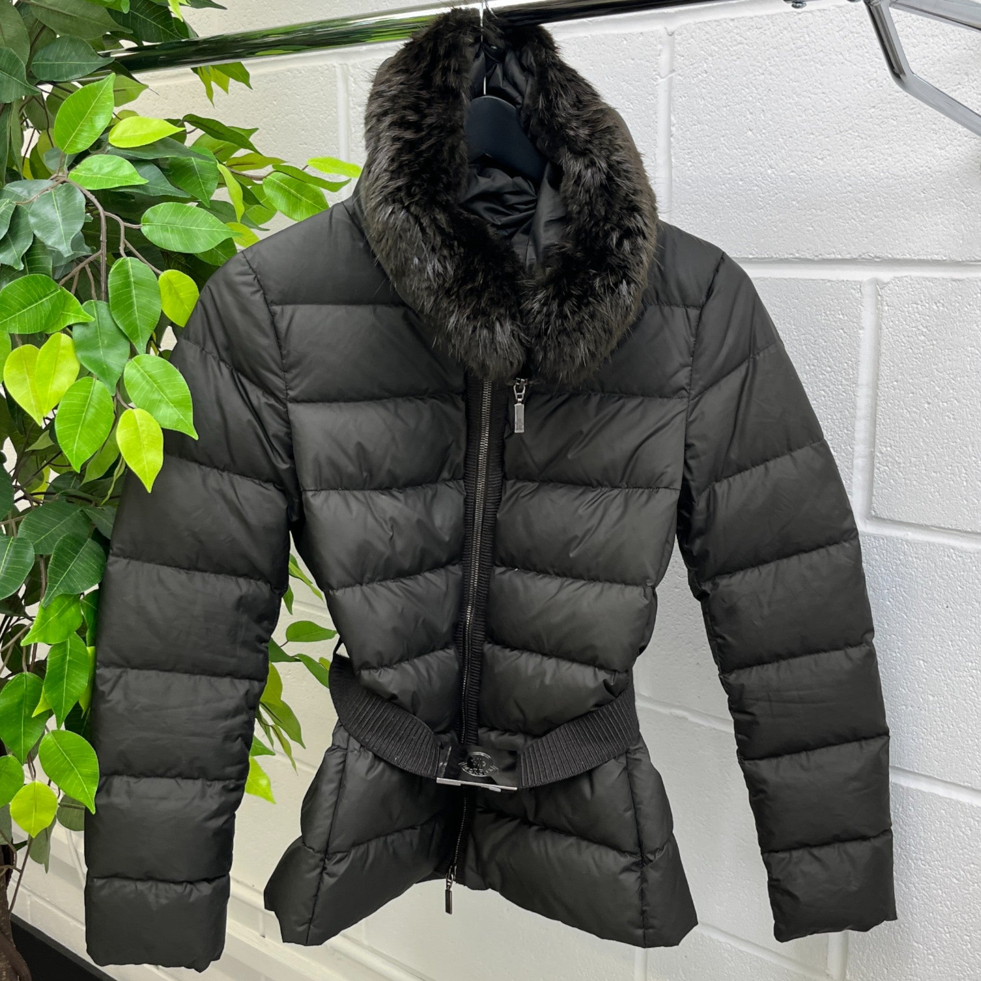 Women's Fabreges Down Jacket Green Size Size 00 / XXS