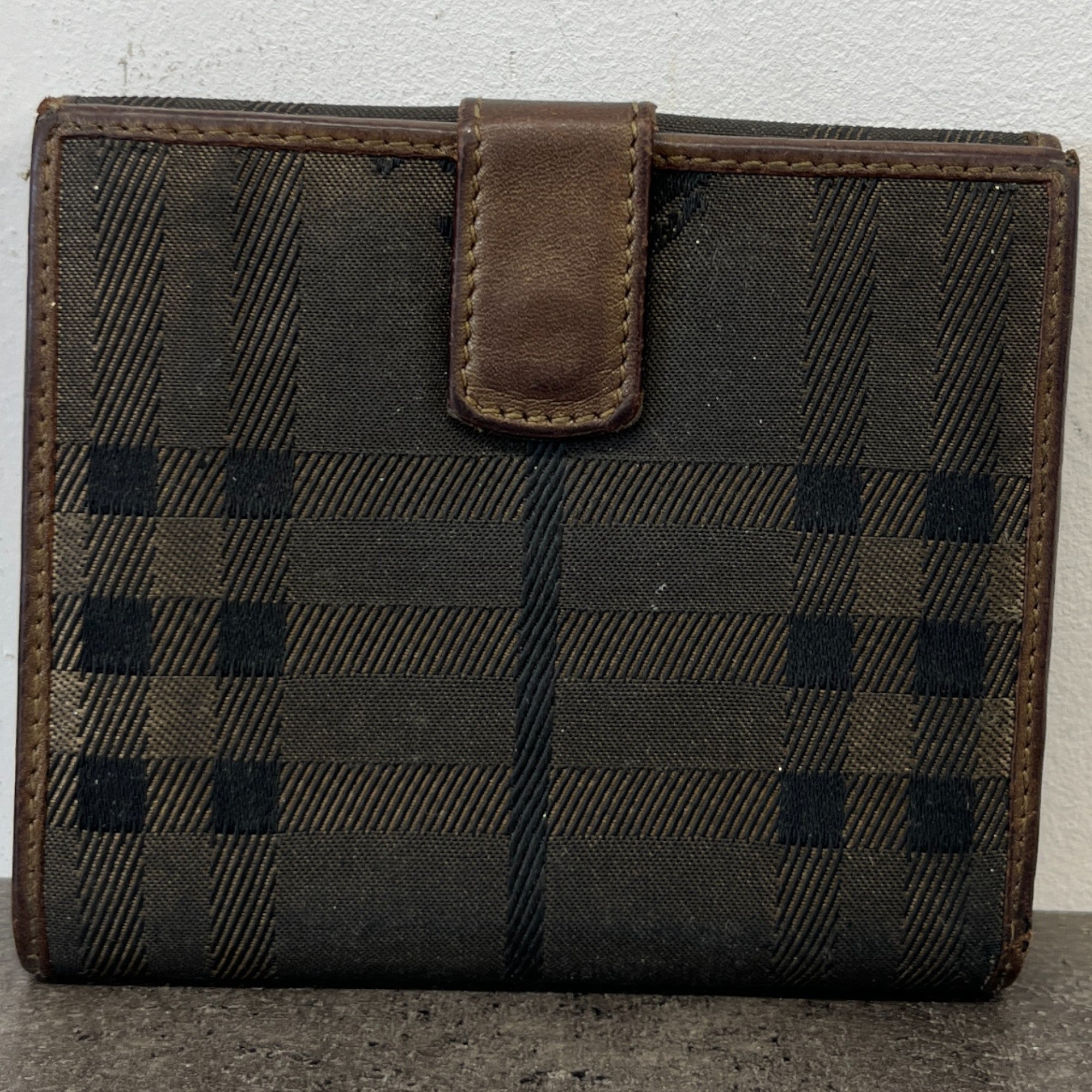 Women's Checkered Wallet Brown