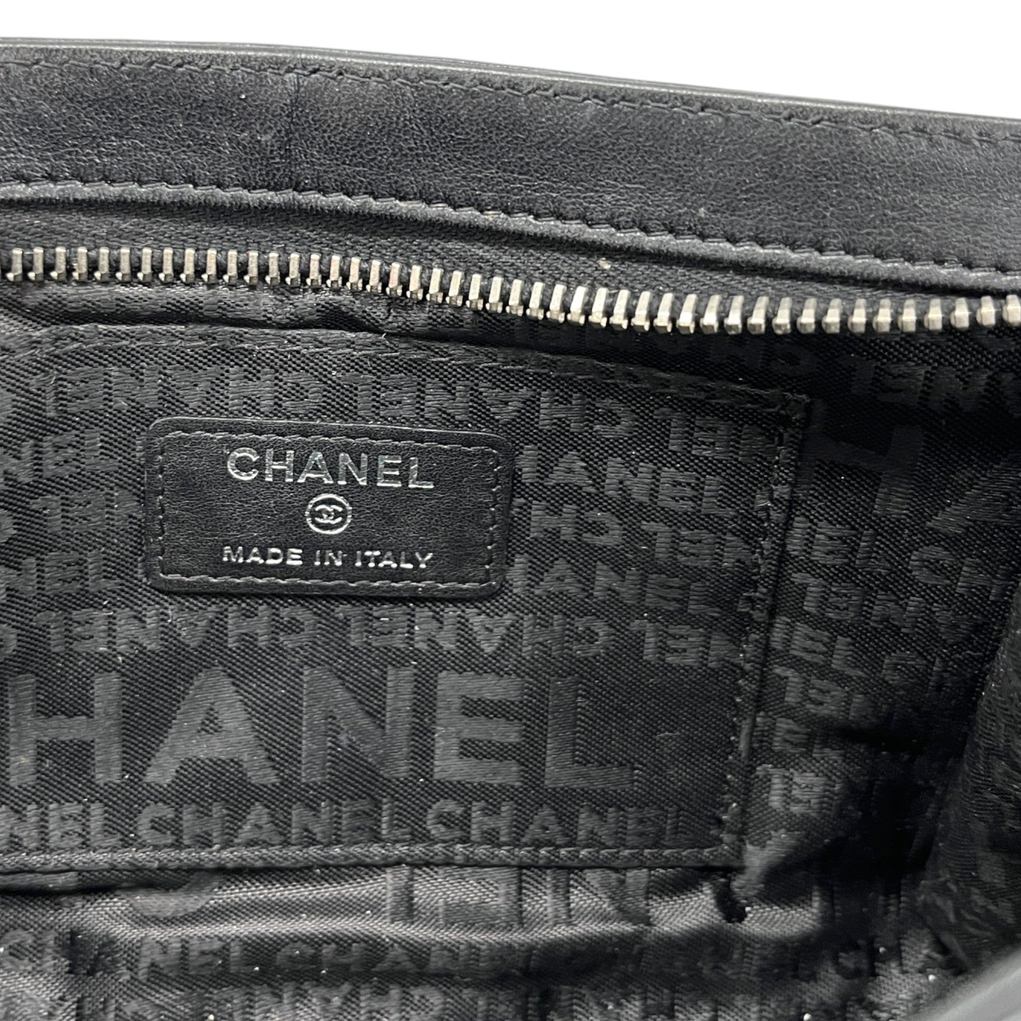 Women's Logo Lambskin Makeup Bag Black