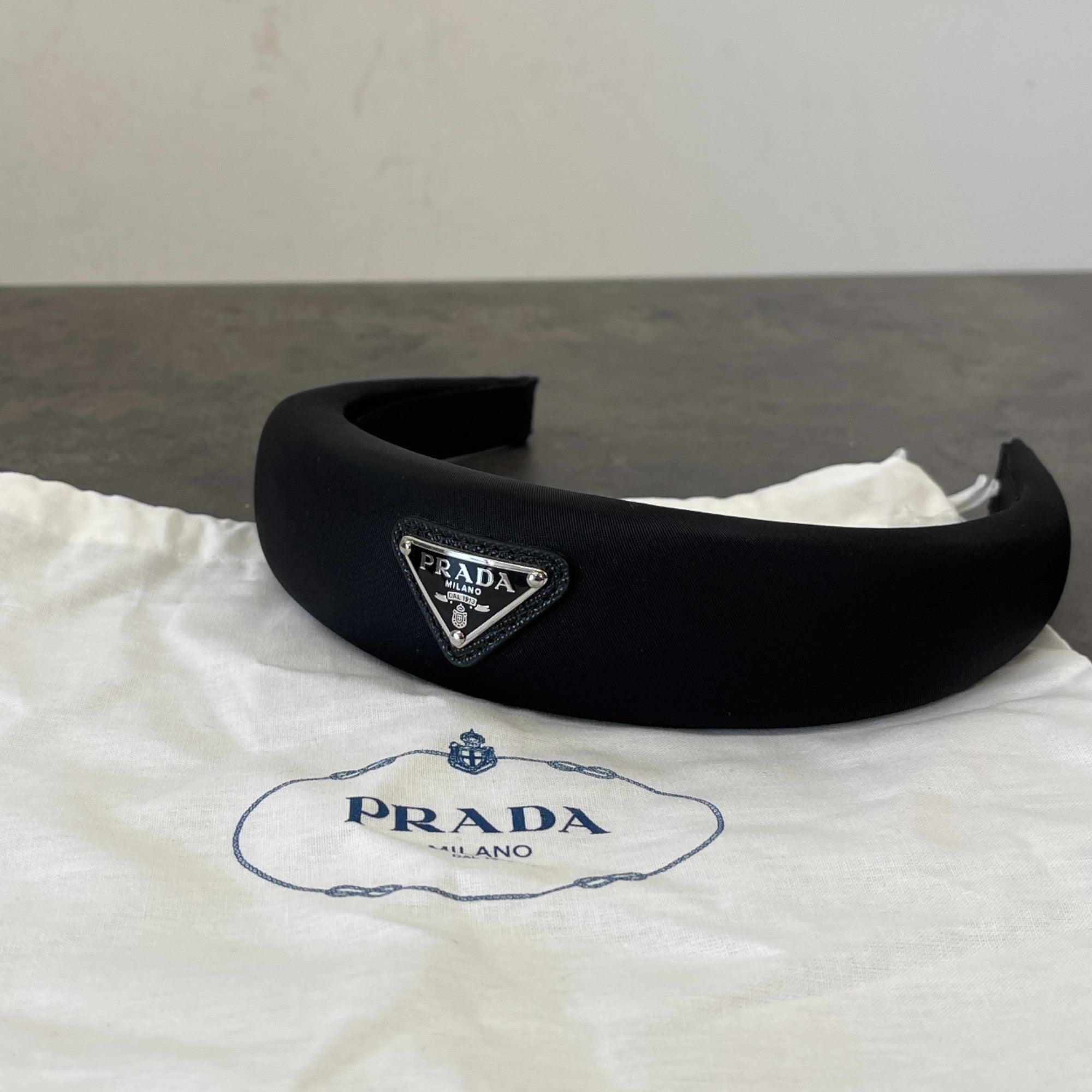 Women's Plaque Logo Head Band Black