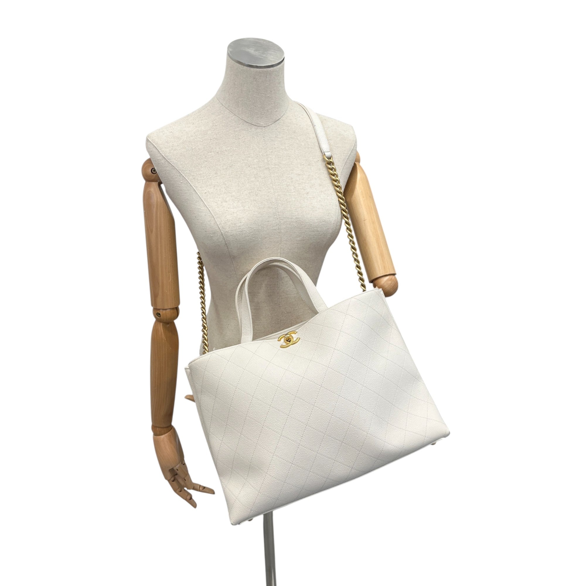 Women's Quilted Caviar Tote Handbag Grey