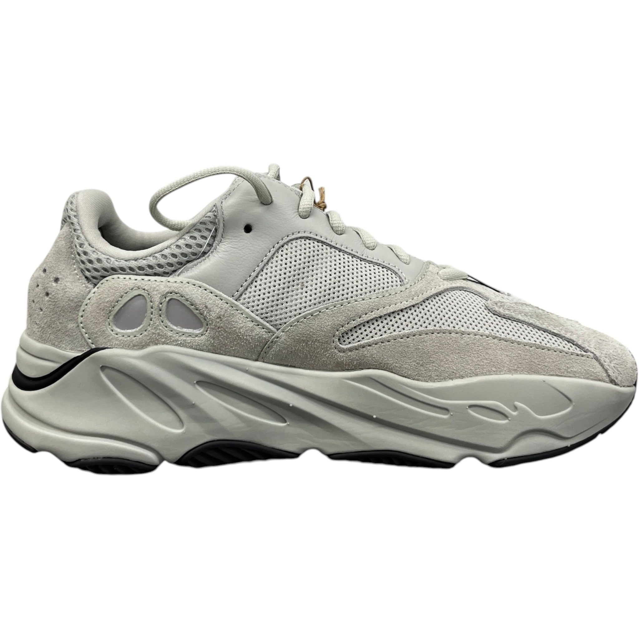 Men's Boost 700 Low Trainers Green Size EU 42.5 / UK 8.5