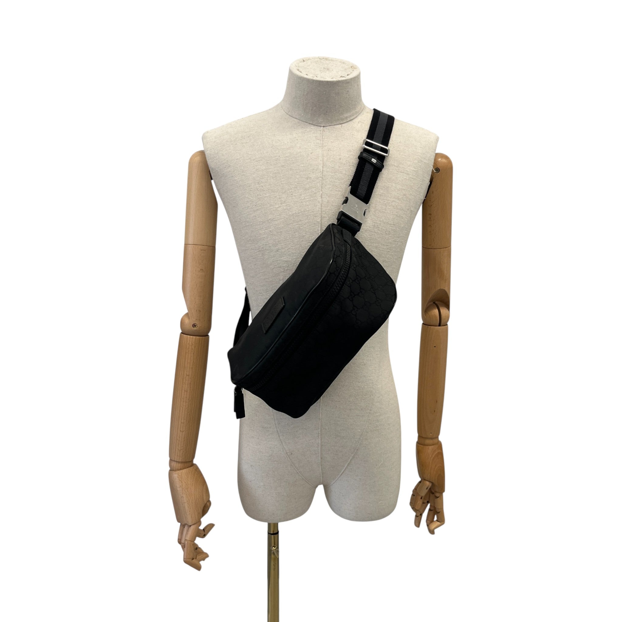 Men's Gg Monogram Messenger Bag Black