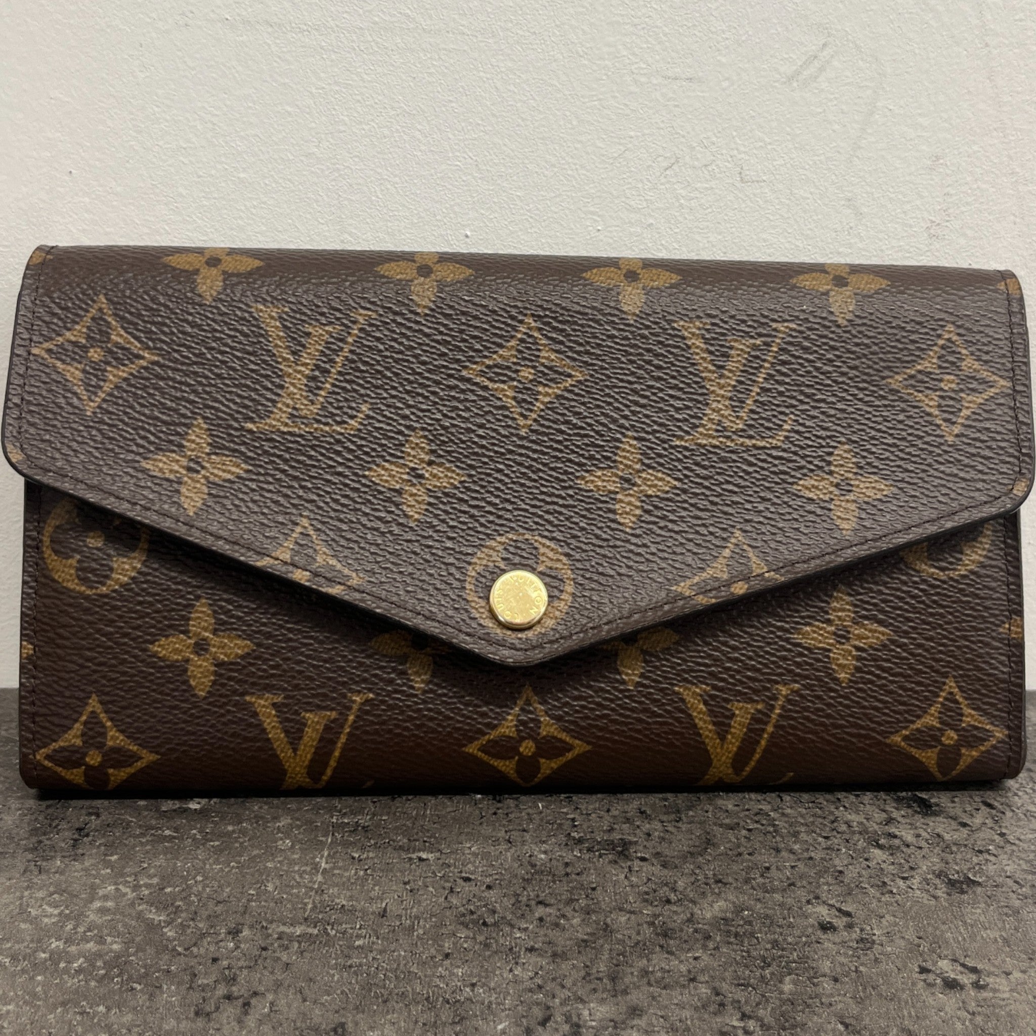 Women's Monogram Sarah Purse Brown