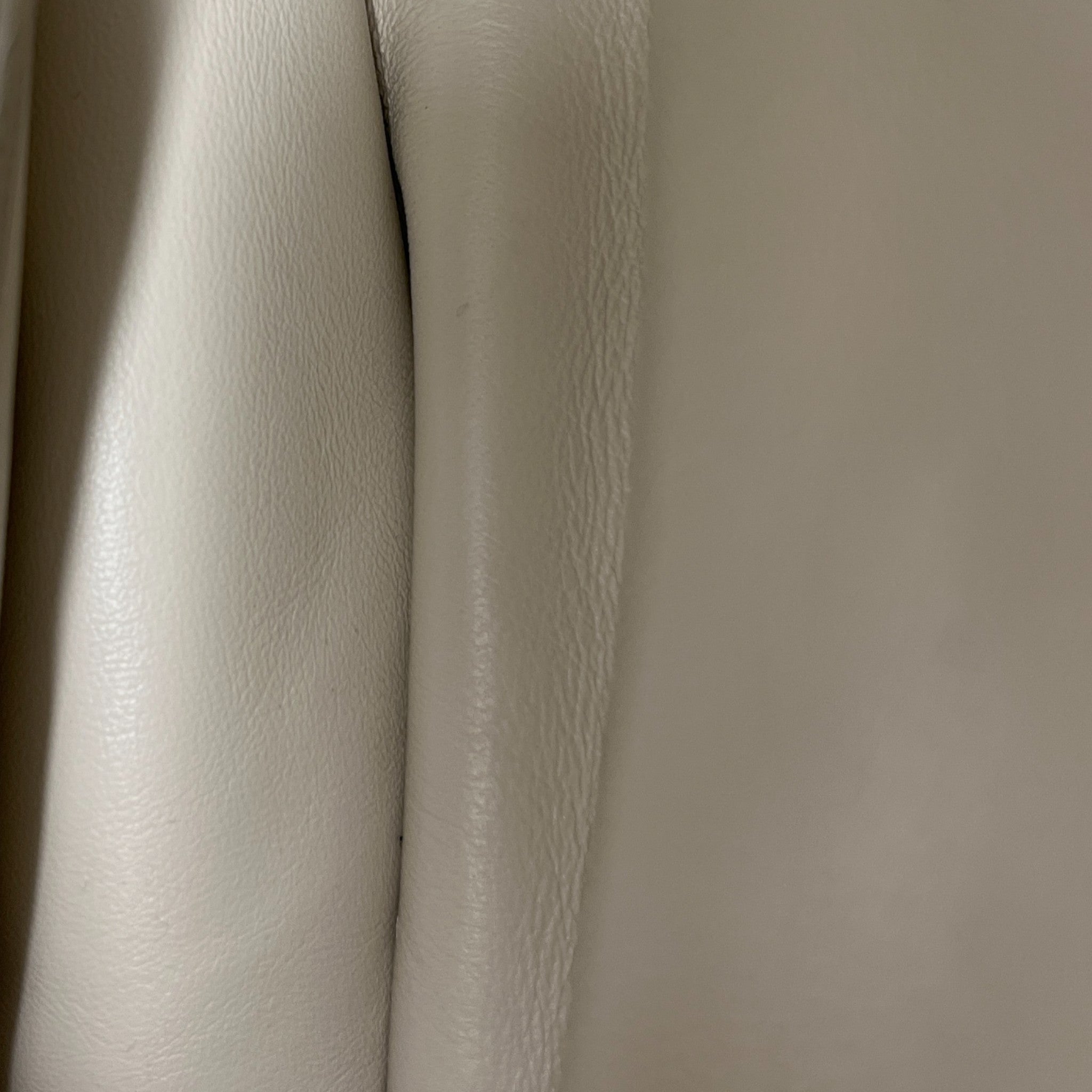 Women's Moon Nappa Shoulder Bag White