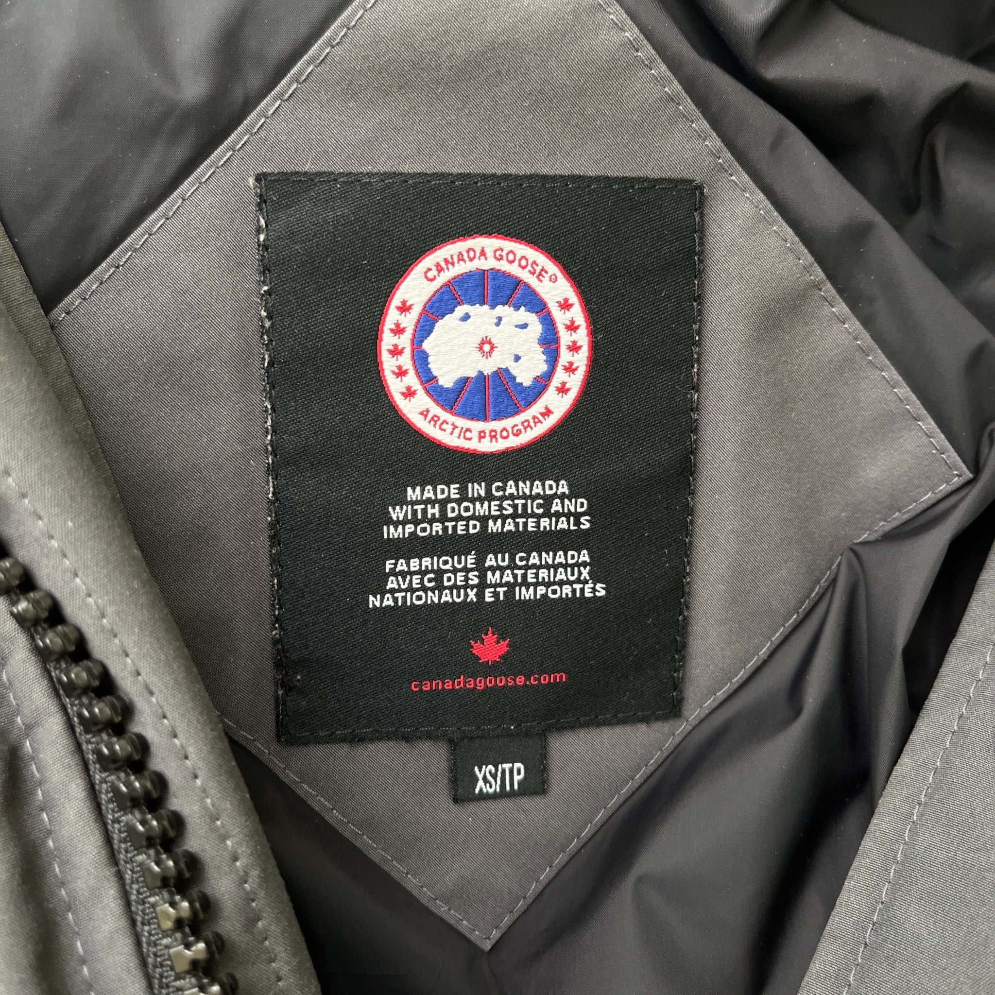 Men's Carson Parka Down Jacket Grey Size XS