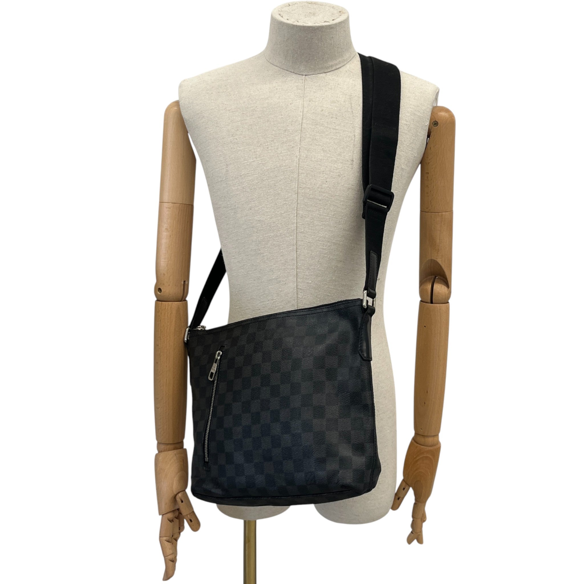 Men's Damier Graphite Mick Pm Messenger Bag Black