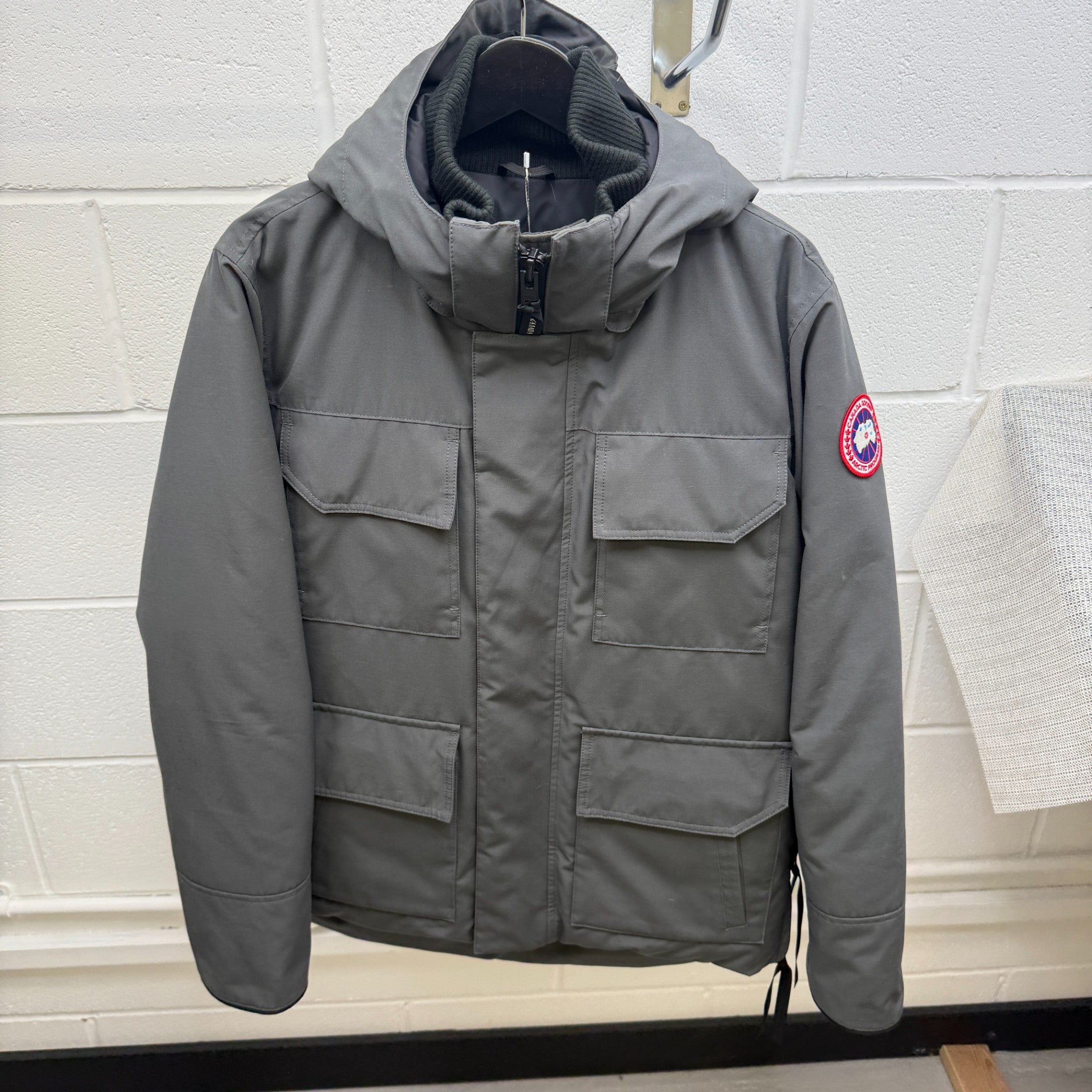 Men's Maitland Down Jacket Grey Size L