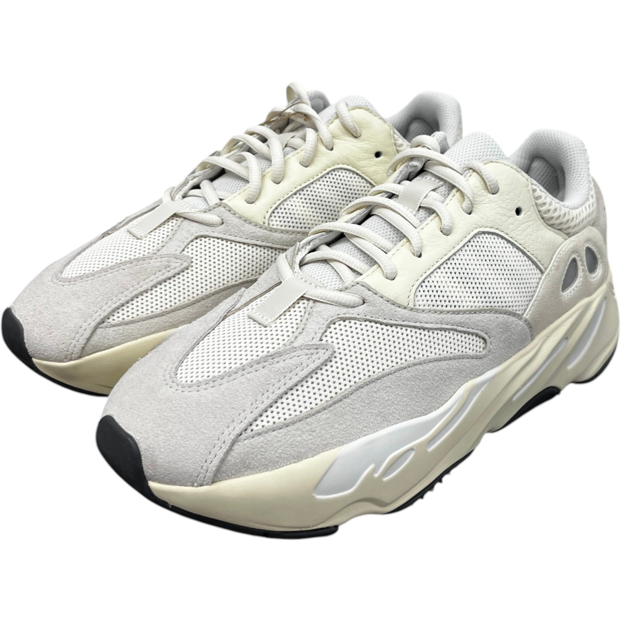 Men's Boost 700 Low Trainers Beige Size EU 42.5 / UK 8.5