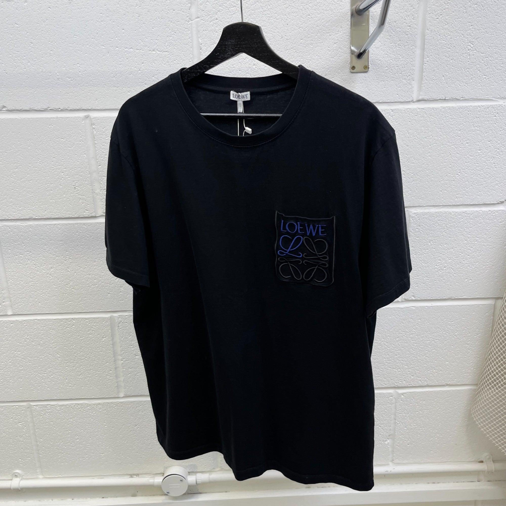 Men's Embroidered Logo T-Shirt Black Size XL