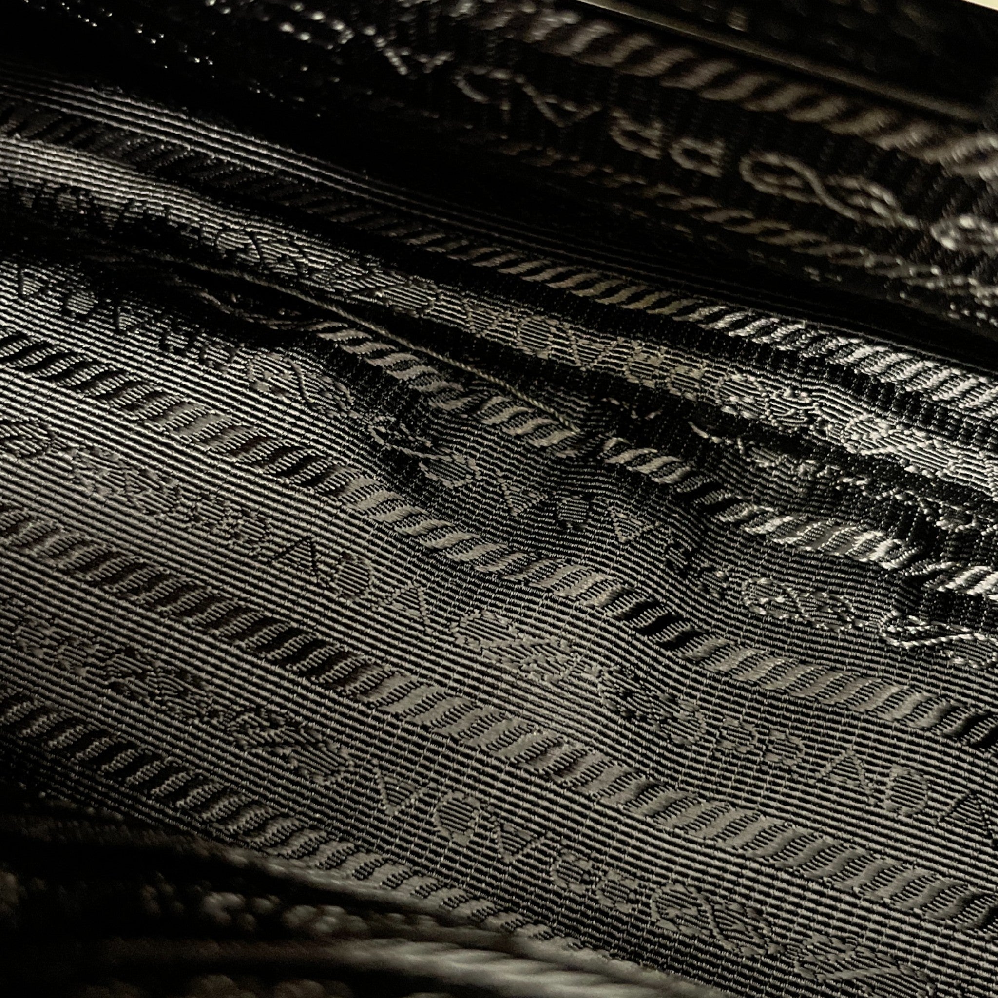 Women's Moon Re-Nylon Handbag Black