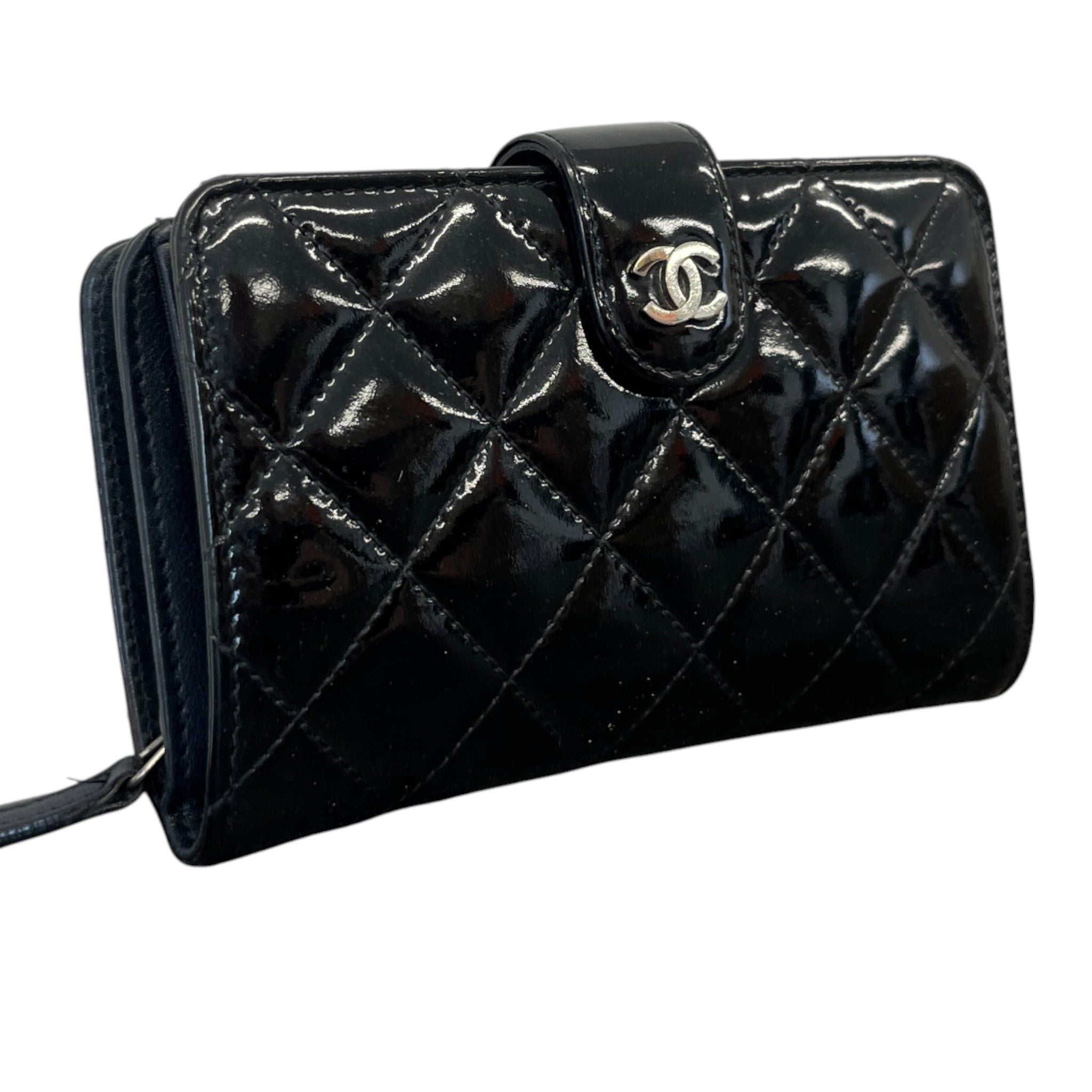Women's Matelasse Bifold Purse Black