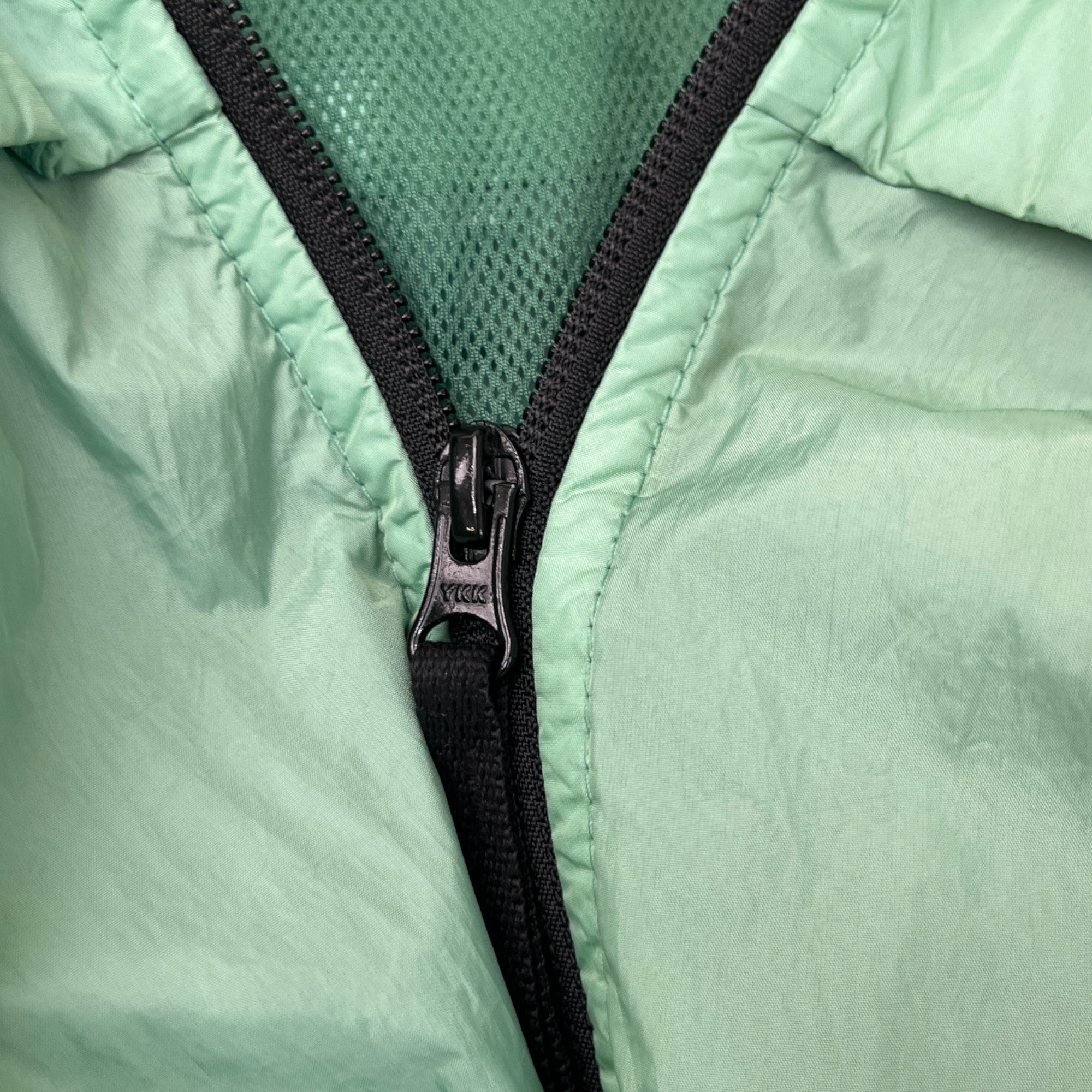 Men's Applique Logo Windbreaker Green Size S