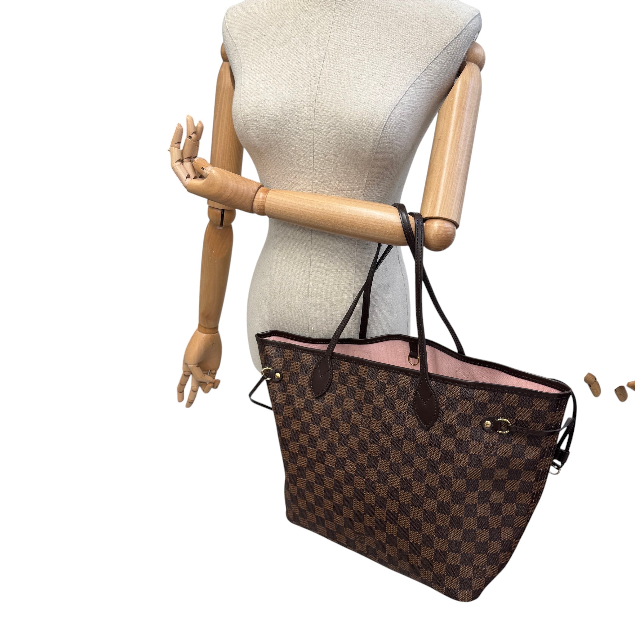 Women's Damier Ebene Neverfull Mm Bag Brown