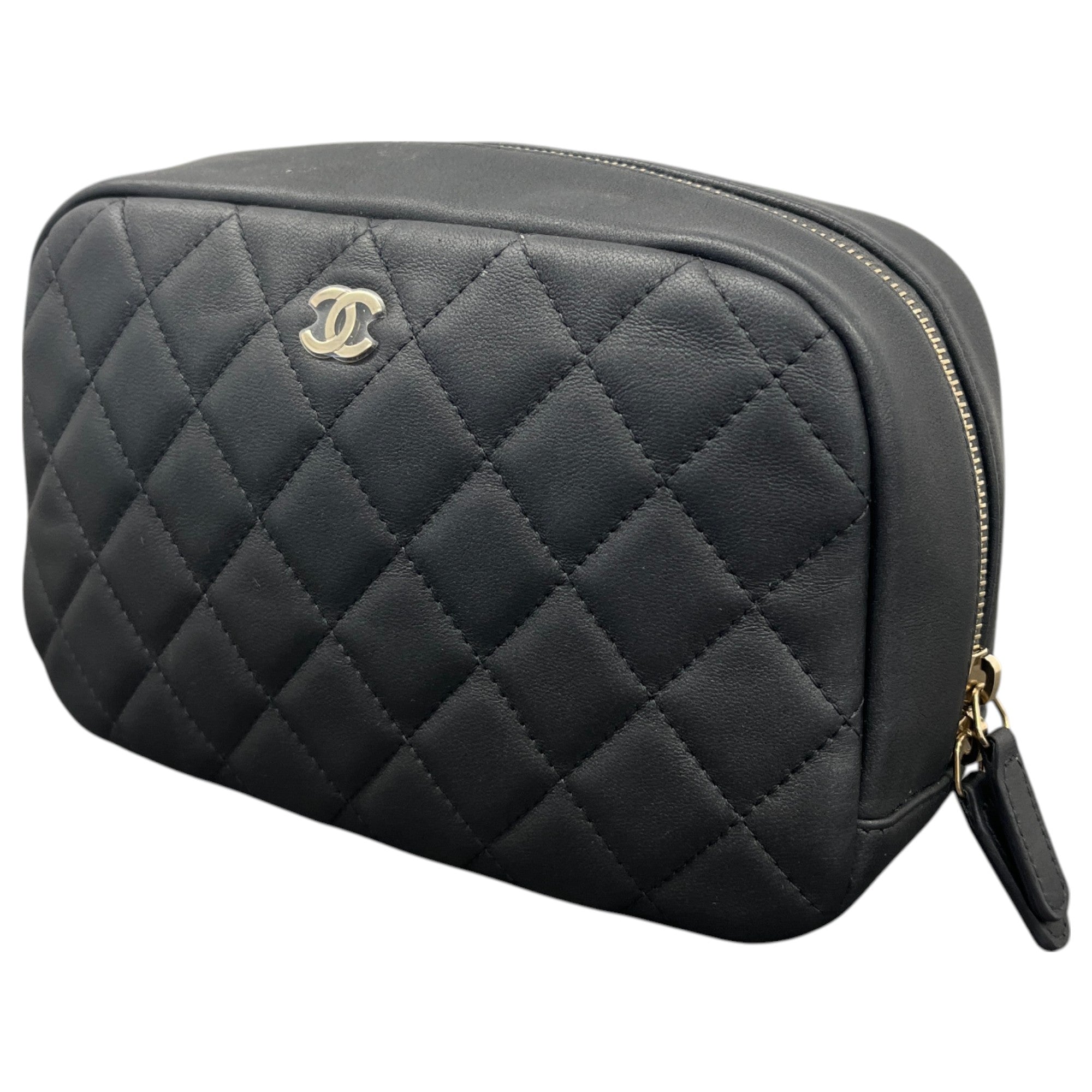 Women's Cc Logo Quilted Toiletry Bag Charcoal