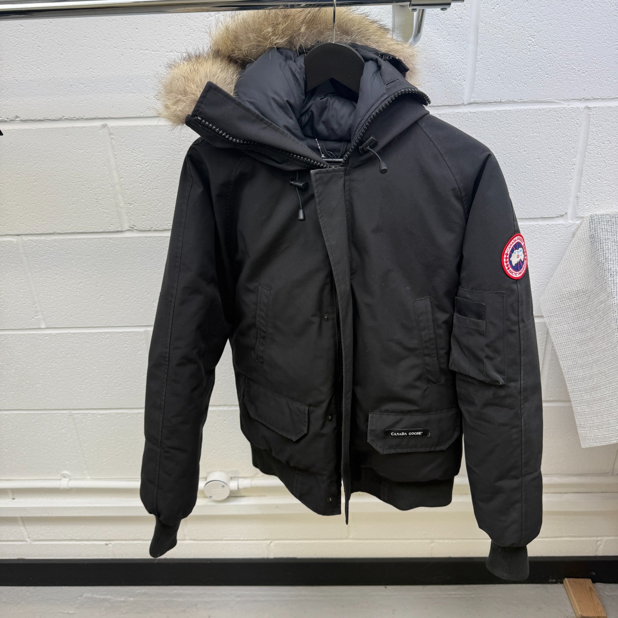 Men's Chilliwack Bomber Down Jacket Black Size S