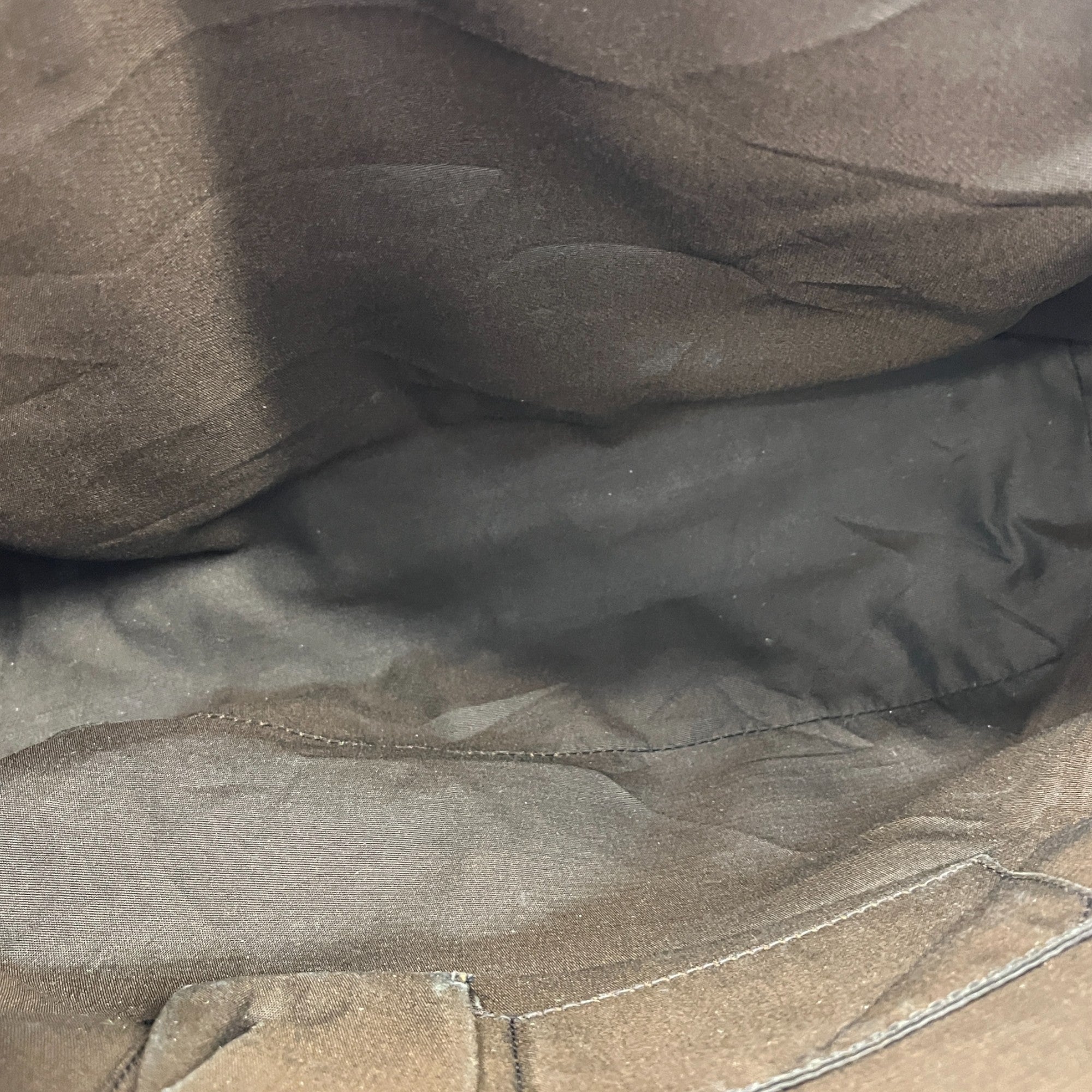 Men's Gg Supreme Messenger Bag Brown