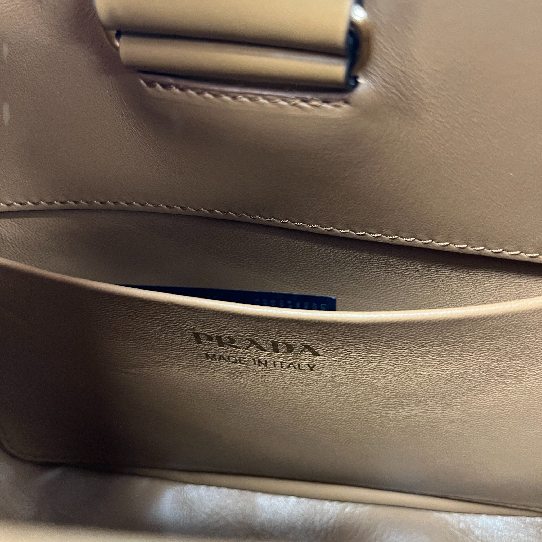 Women's Cleo Plaque Logo Handbag Brown