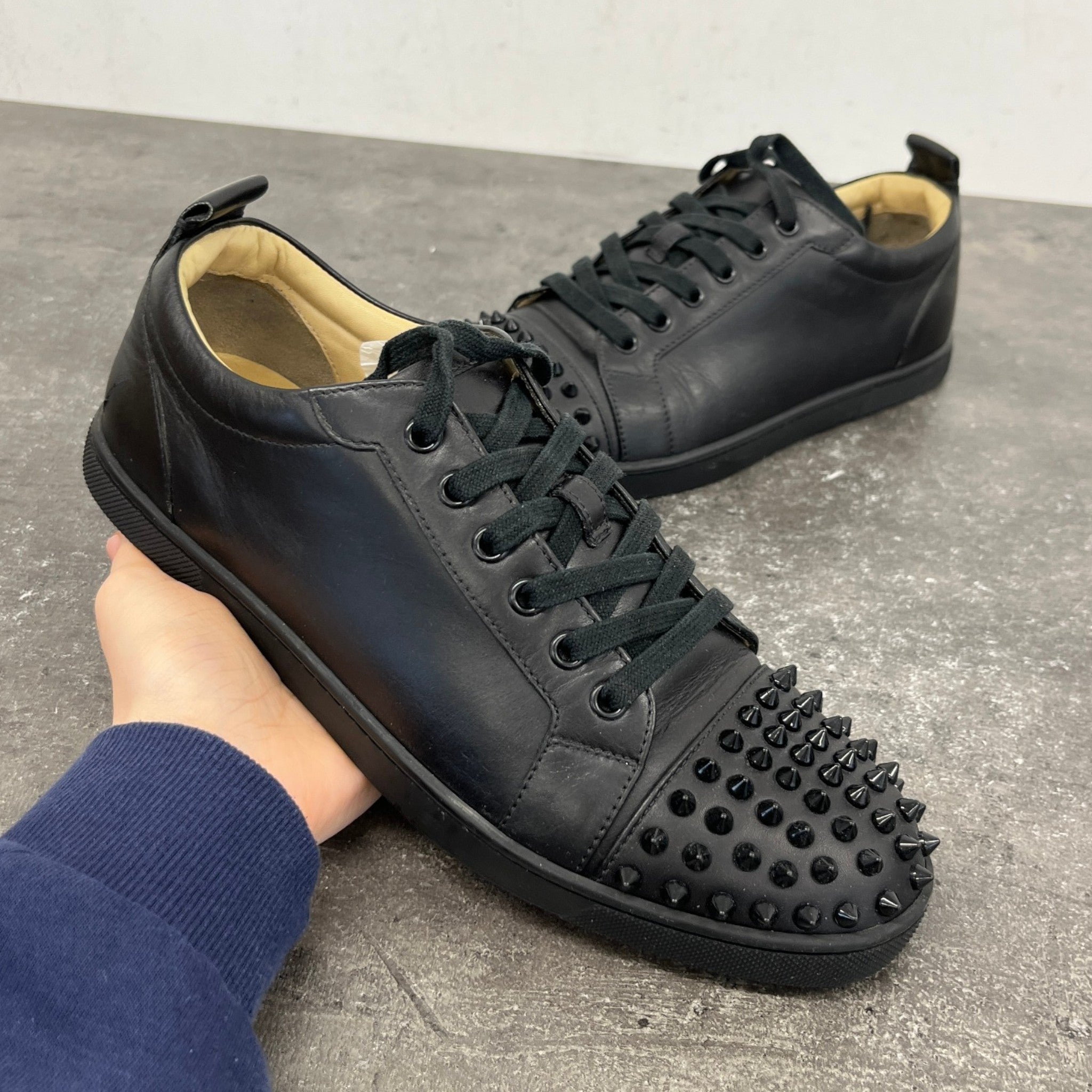 Men's Junior Spikes Low Trainers Black Size EU 40 / UK 6