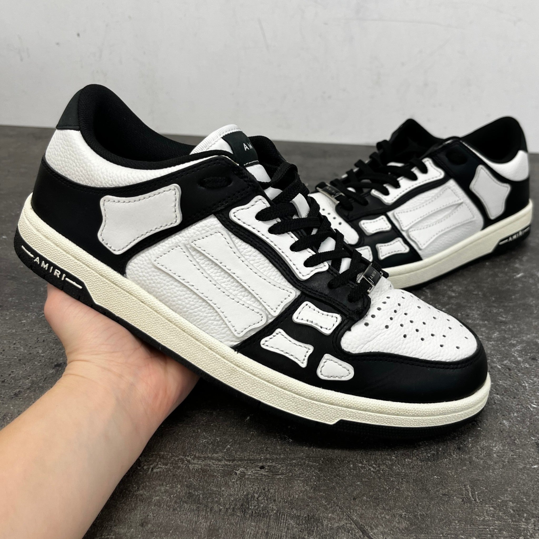 Men's Skeleton Low Trainers Black Size EU 43 / UK 9