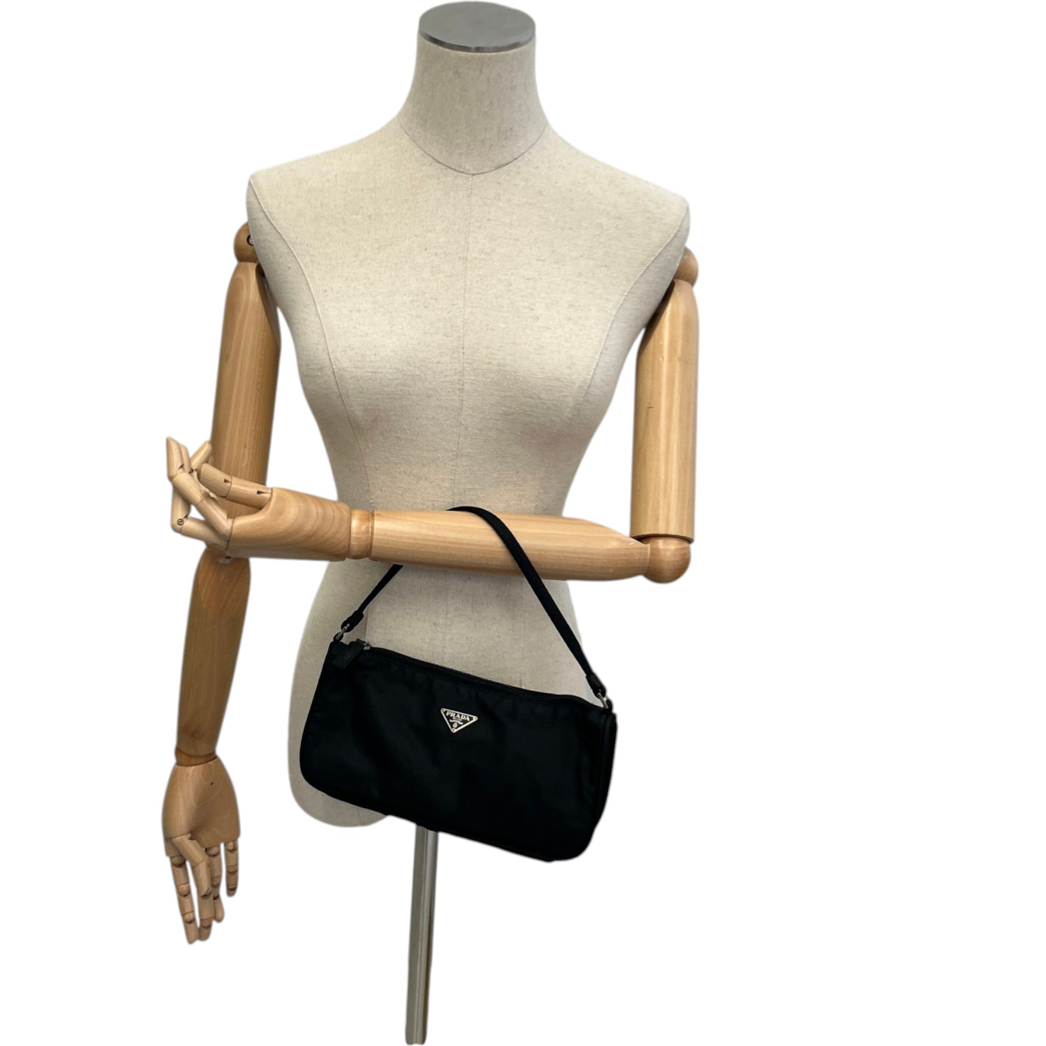 Women's Plaque Logo Nylon Pochette Bag Black