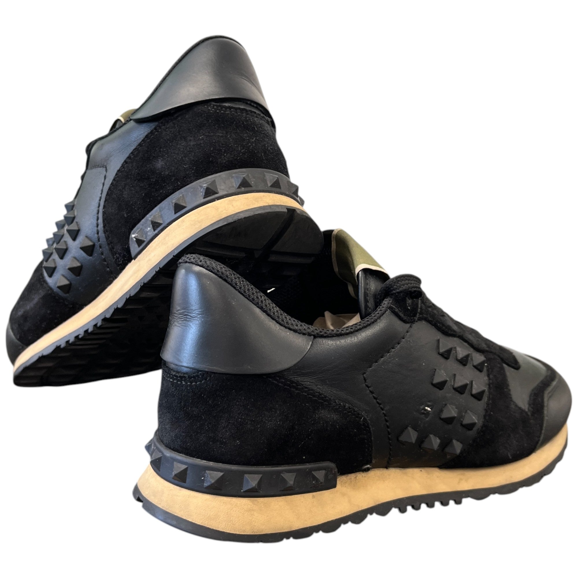 Men's Rockstud Low Trainers Black Size EU 40 / UK 6