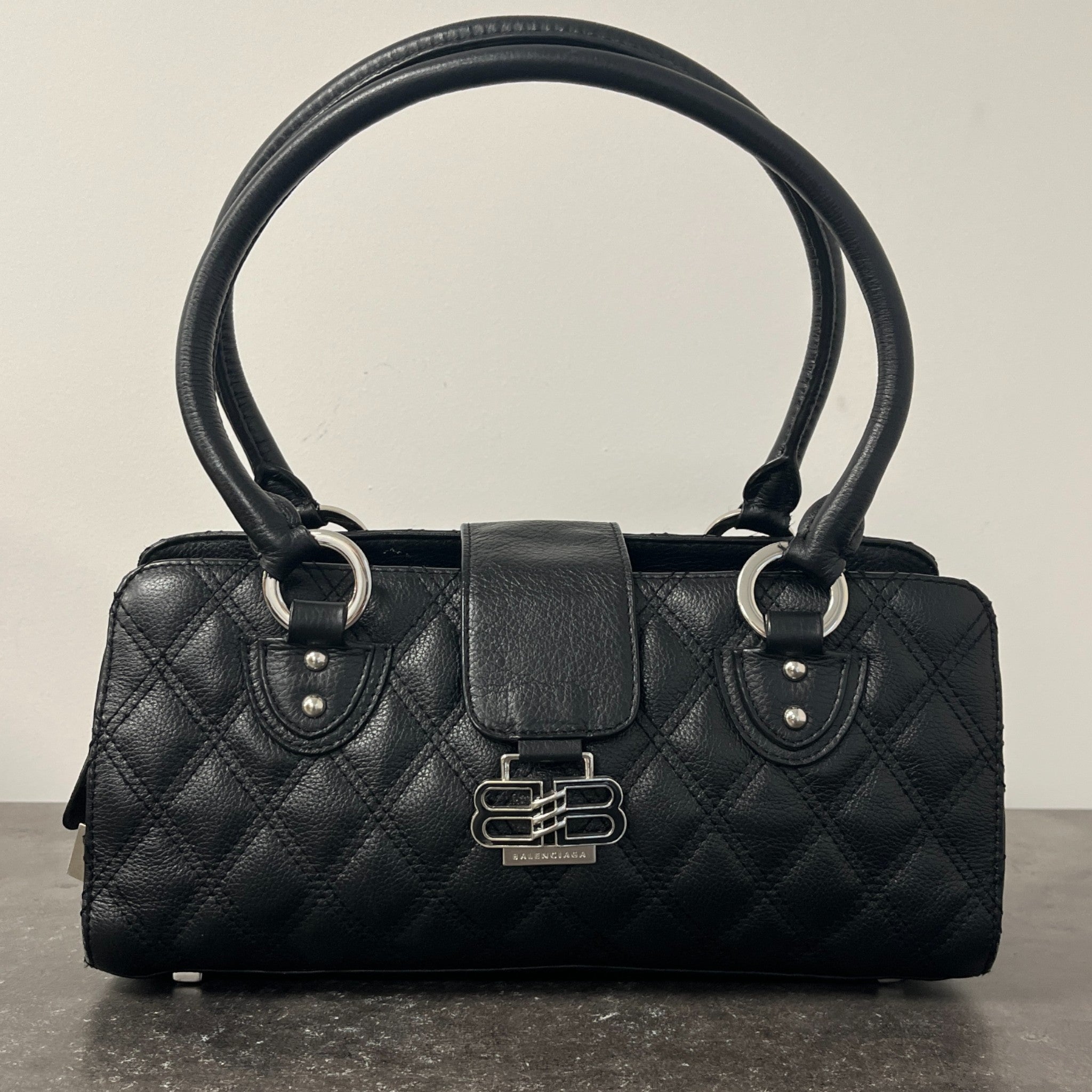 Women's Interlocking Bb Logo Handbag Black