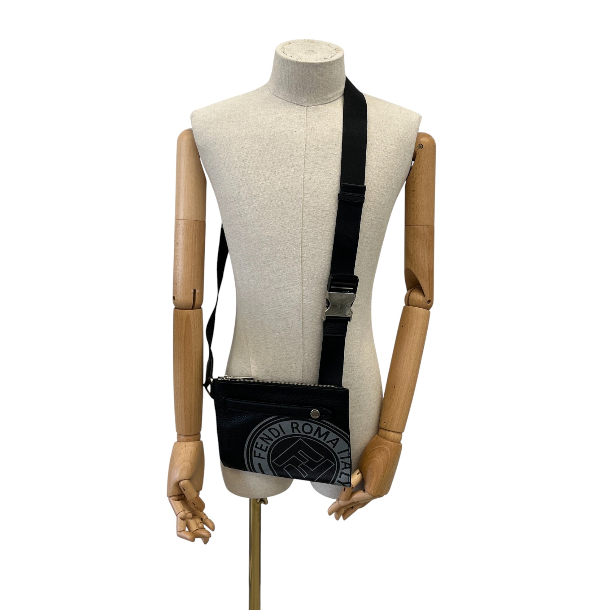 Men's Ff Circle Messenger Bag Black