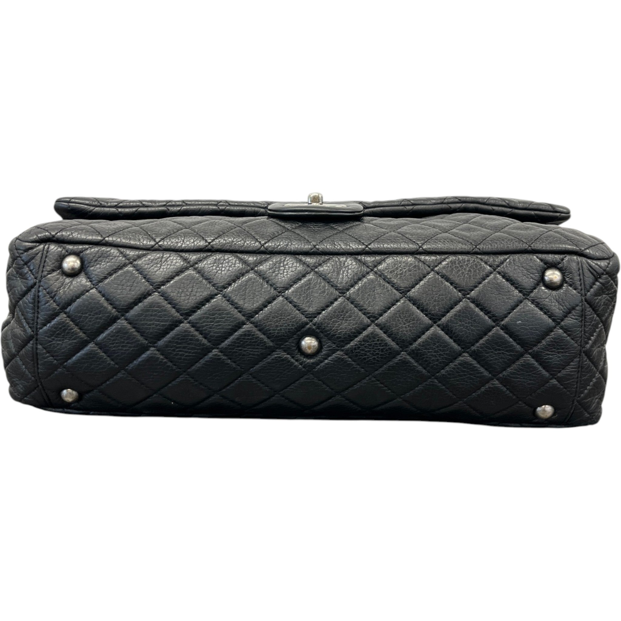 Women's Calfskin Quilted Airline Xxl Travel Flap Bag Black