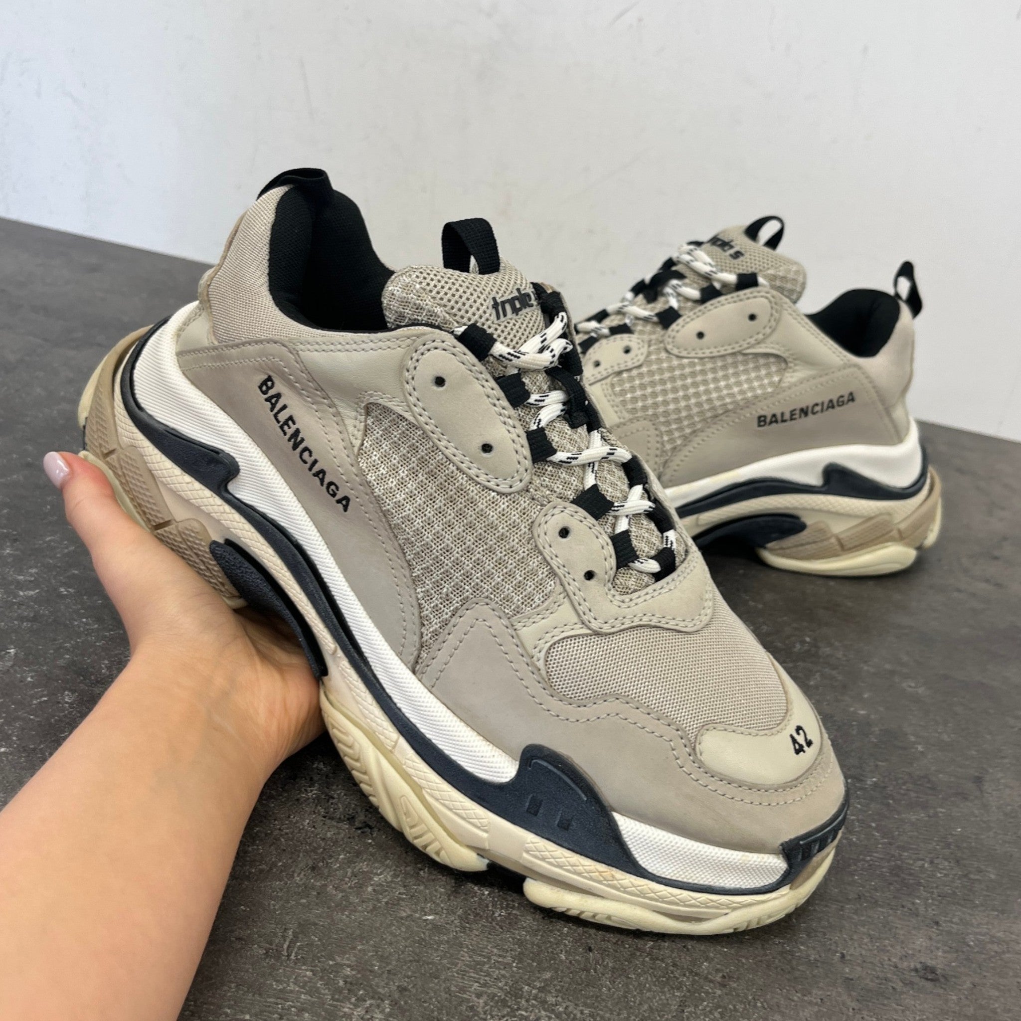 Men's Triple S Slides Beige Size EU 42 / UK 8