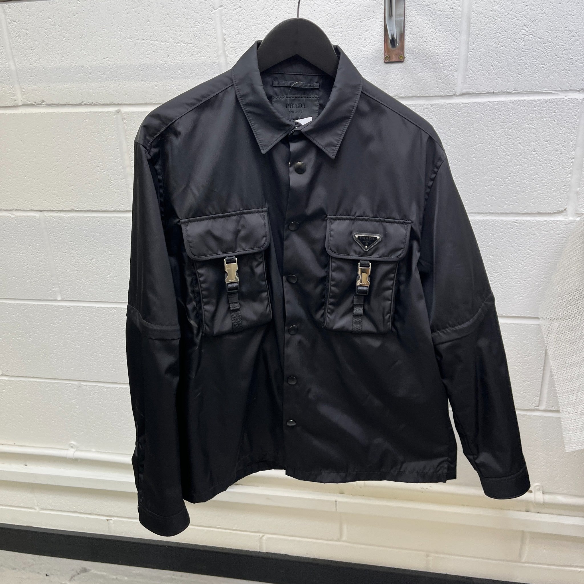 Men's Plaque Logo Re-Nylon Jacket Black Size L