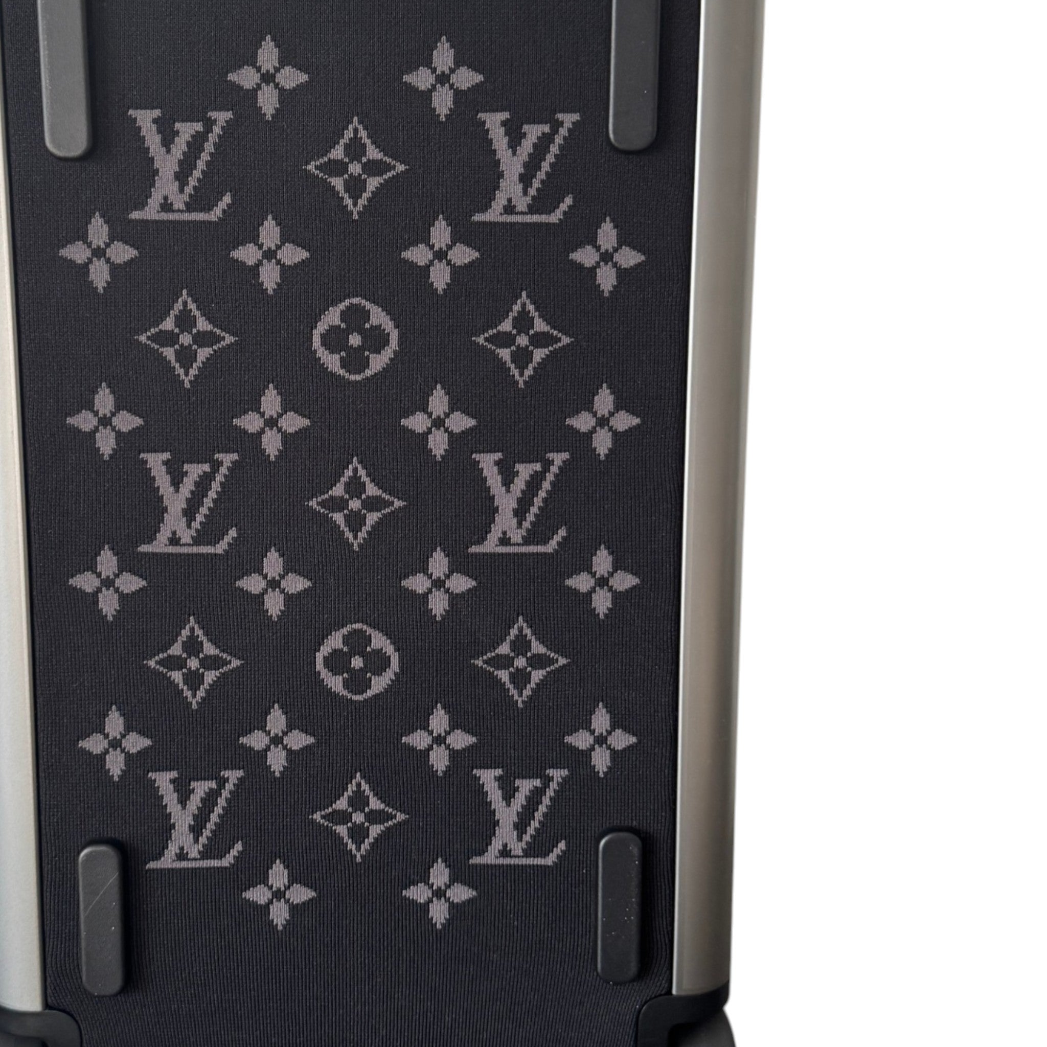 Men's Monogram Horizon Soft 55 Suitcase Black