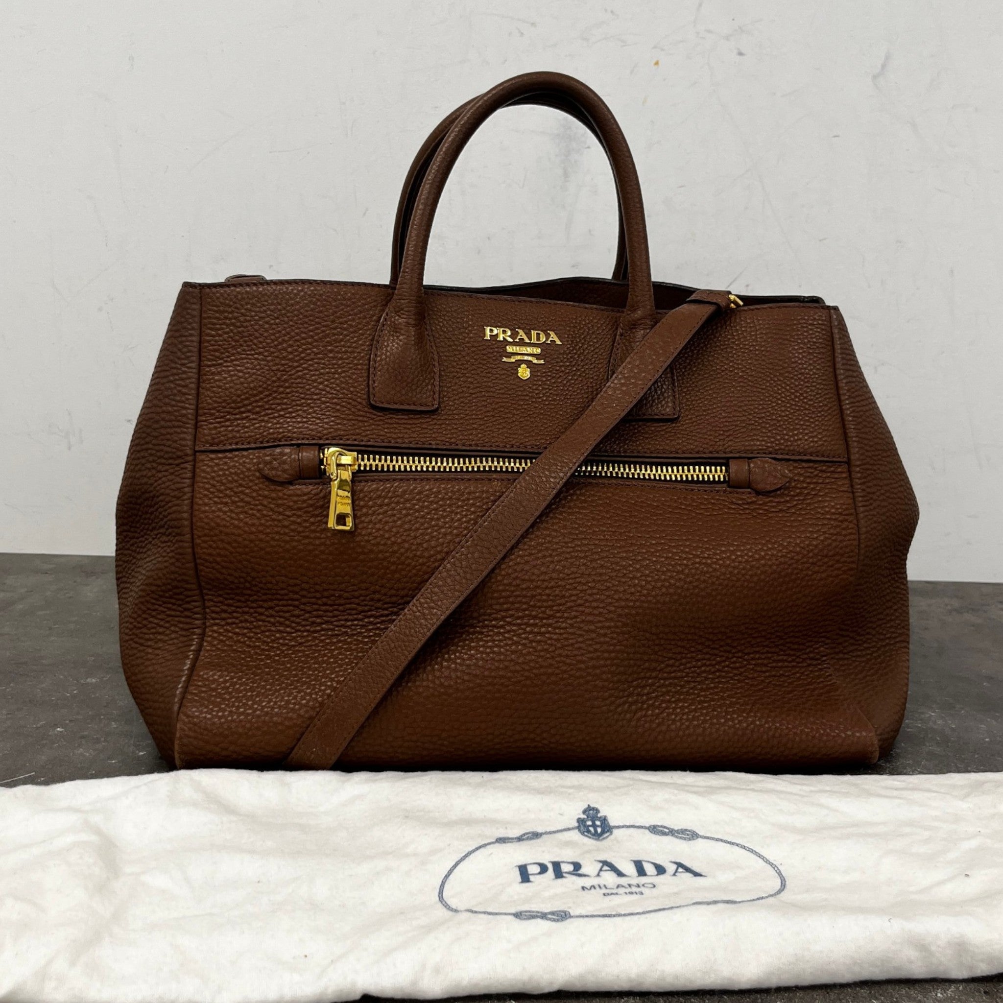 Women's Vitello Daino Handbag Brown