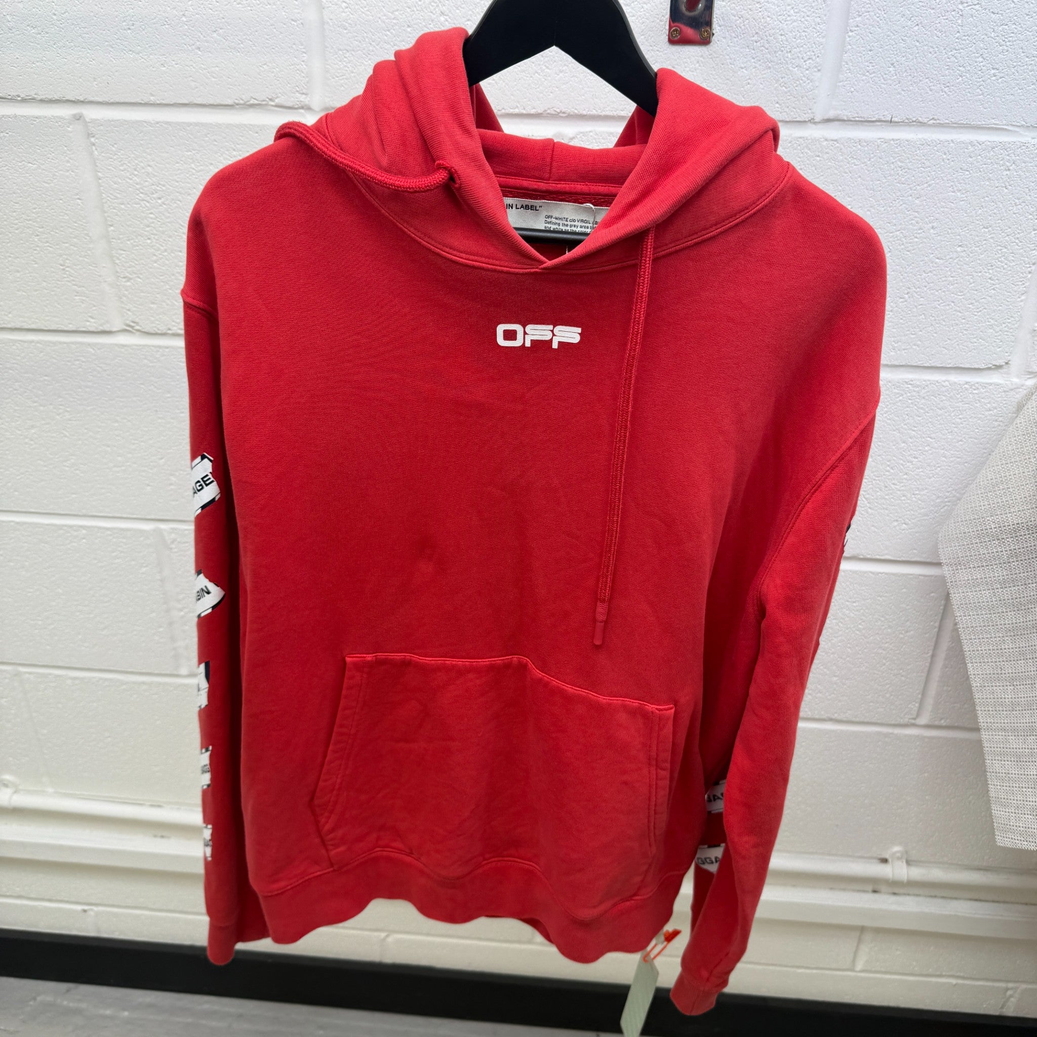 Men's Arrow Logo Hoodie Red Size XL