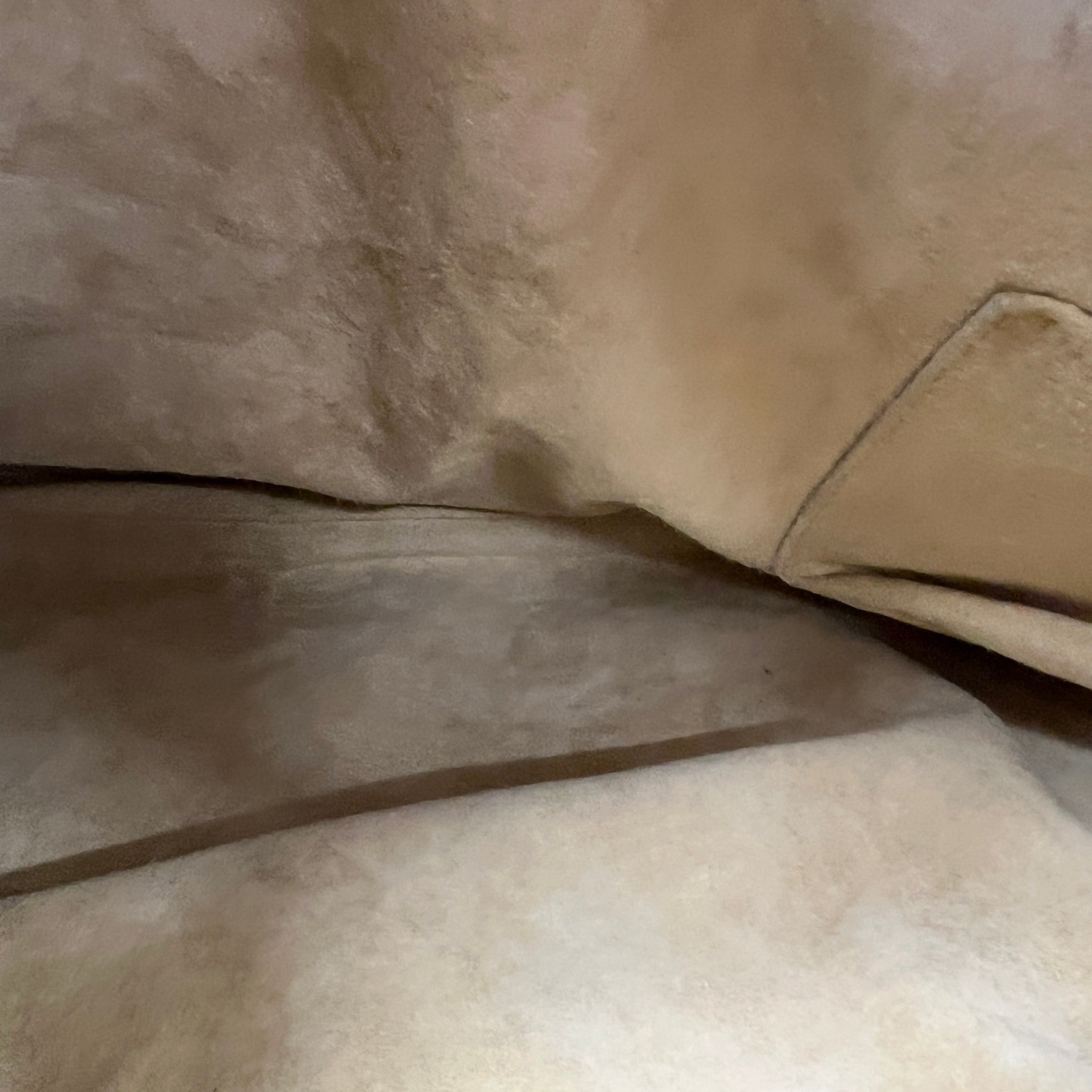 Women's Intrecciato Hobo Bag Gold