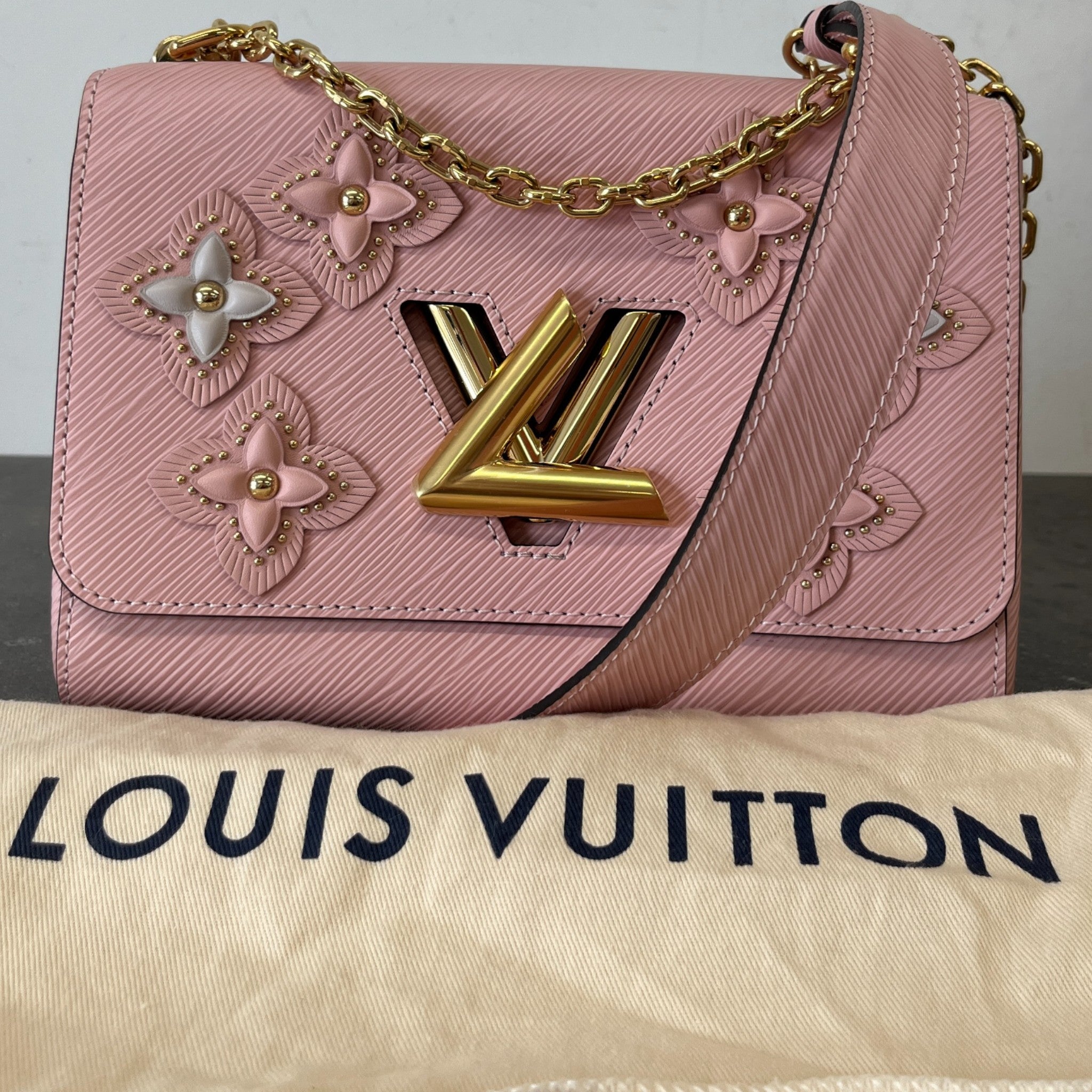 Women's Twist Mm Flower Tinsel Bag Pink