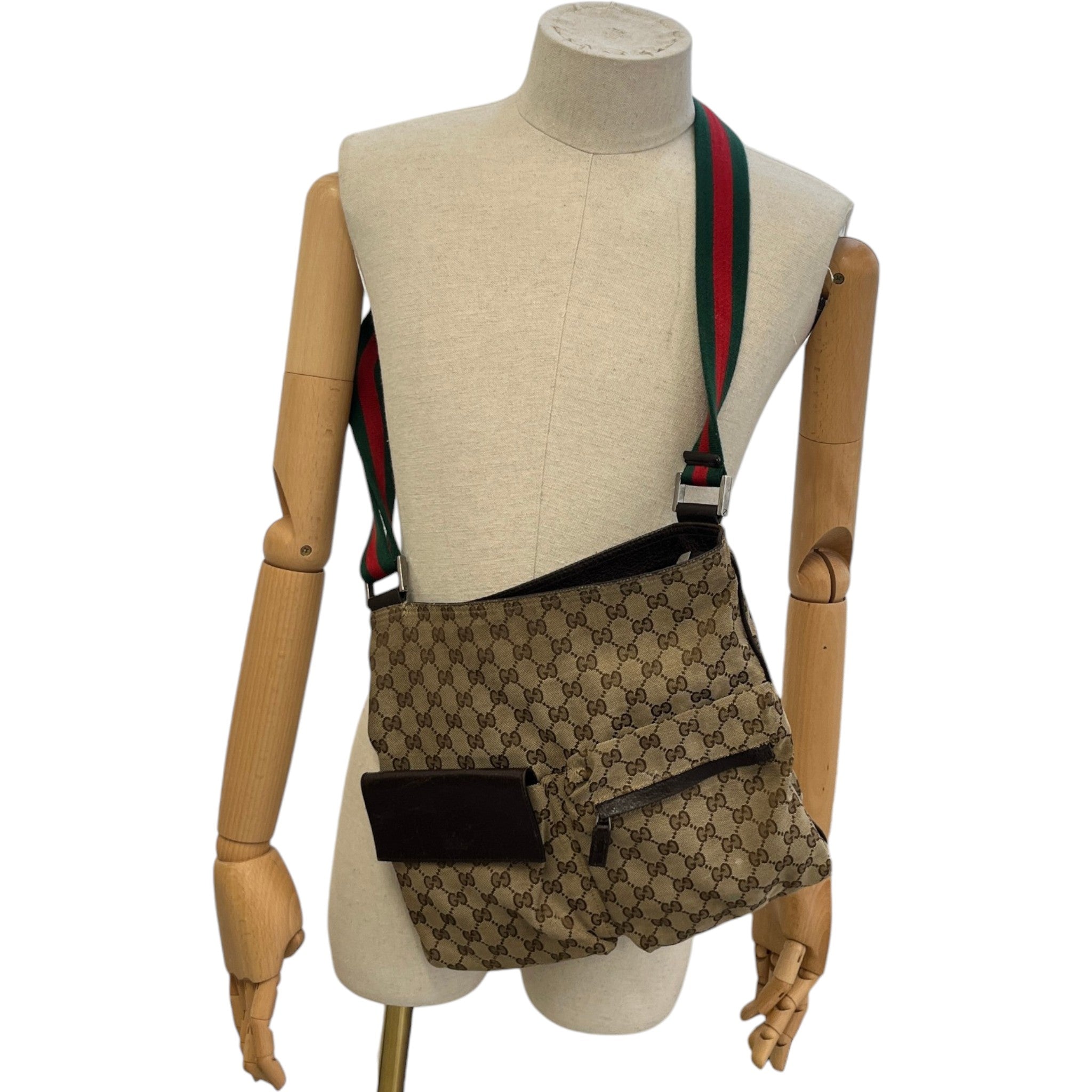 Men's Gg Supreme Messenger Bag Beige