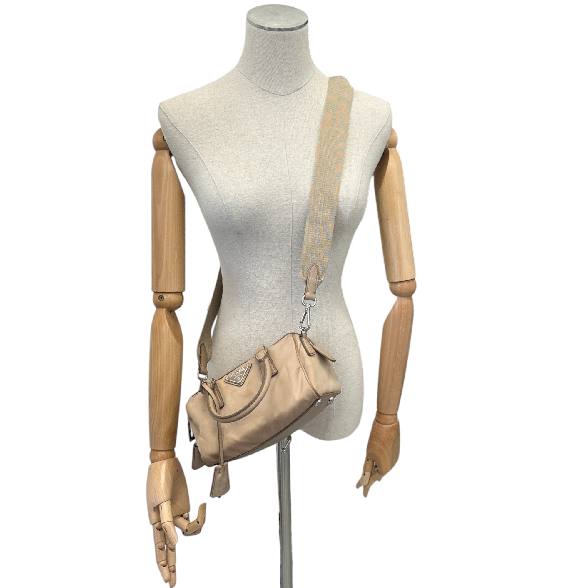 Women's Re-Edition 2005 Re-Nylon 2Way Bag Beige