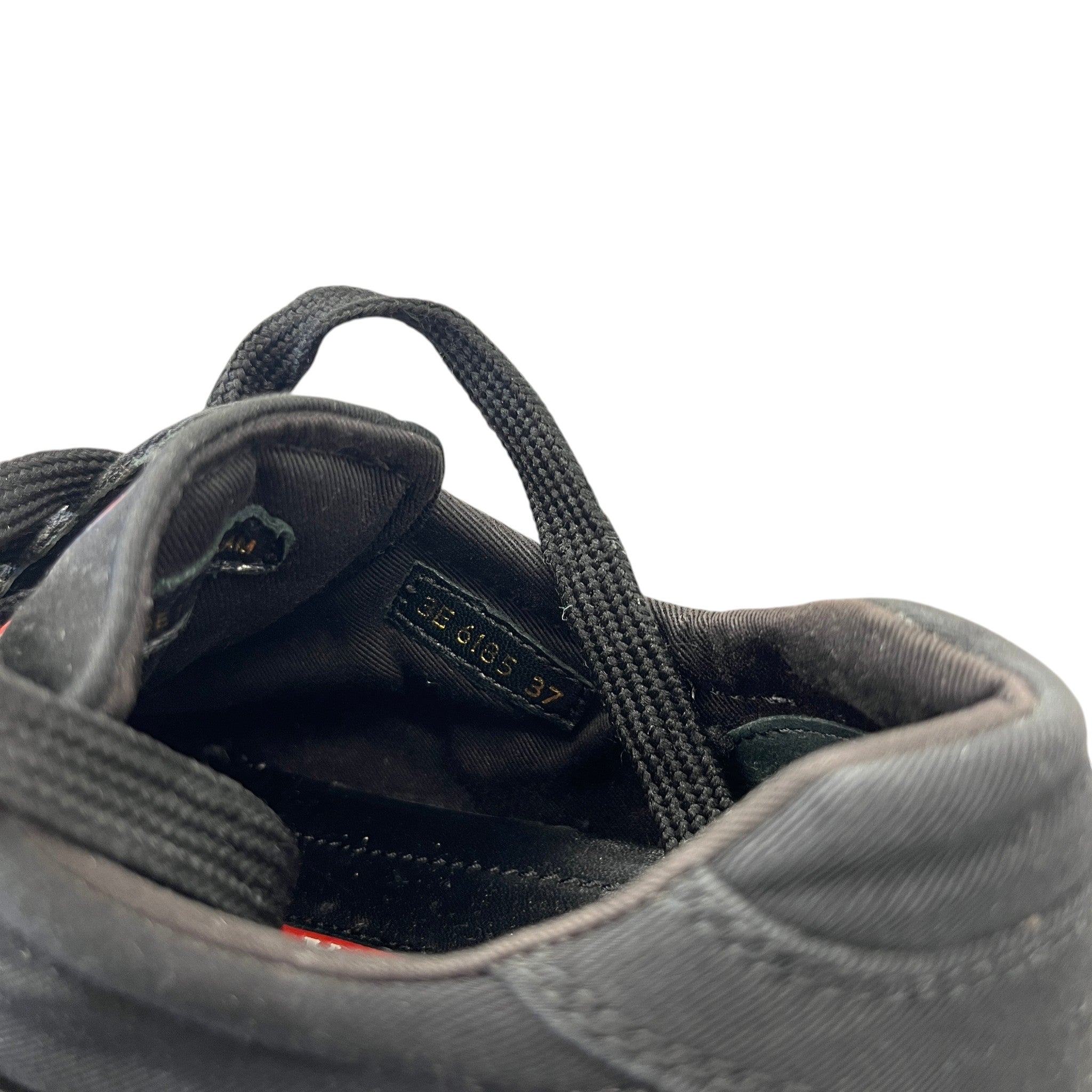 Women's Plaque Logo Low Trainers Black Size EU 37 / UK 4