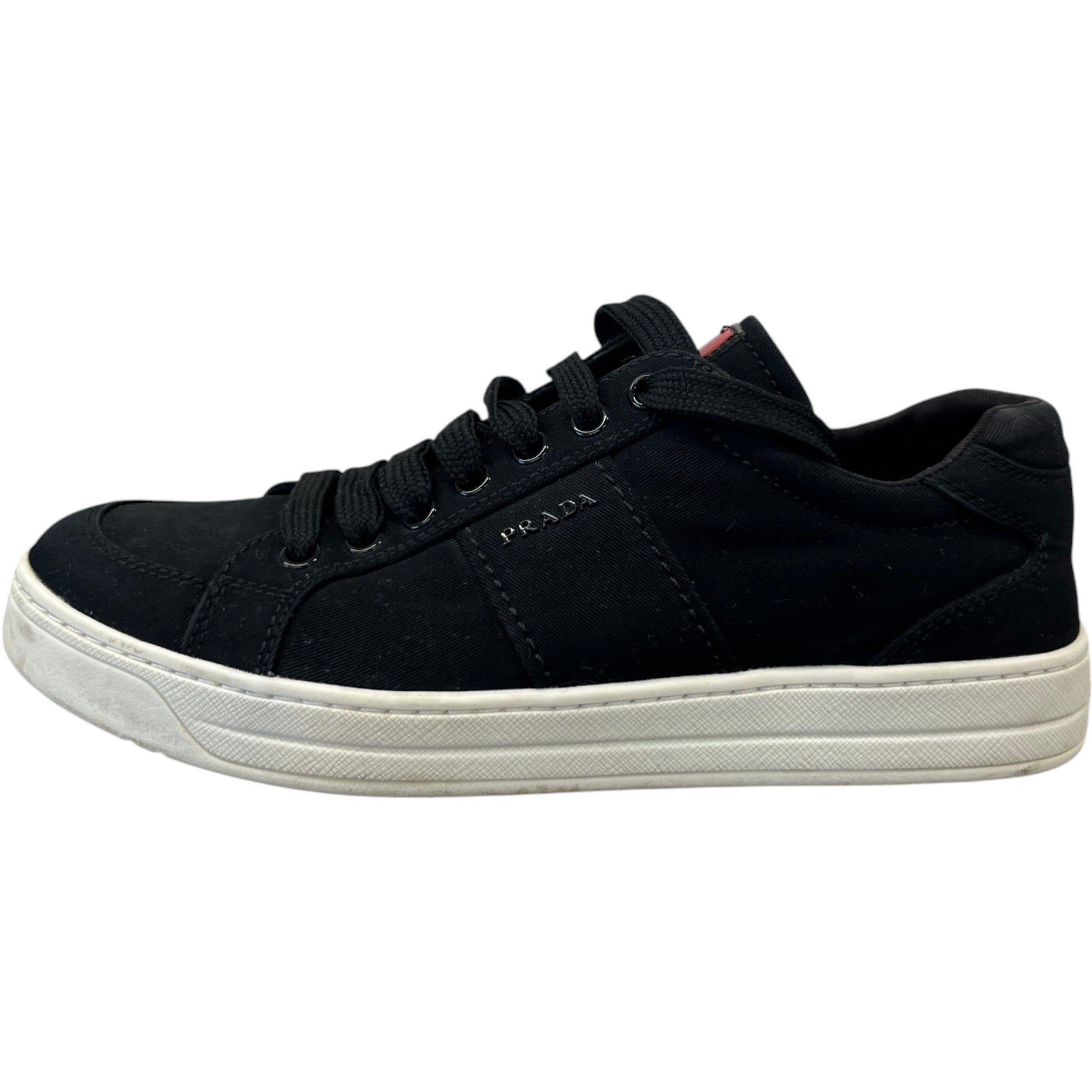 Women's Plaque Logo Low Trainers Black Size EU 37 / UK 4
