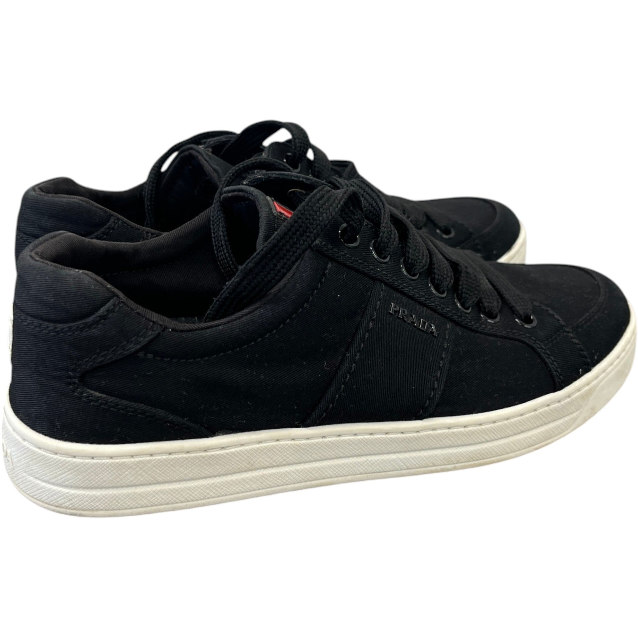 Women's Plaque Logo Low Trainers Black Size EU 37 / UK 4