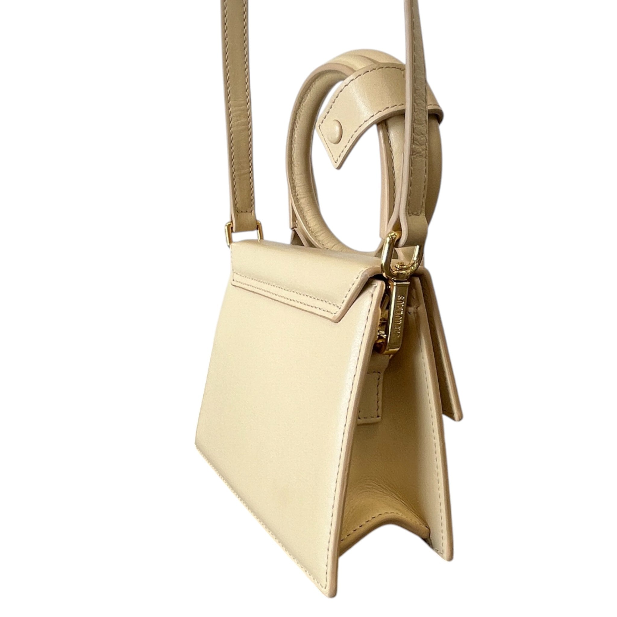 Women's Le Chiquito Noeud Medium Handbag Cream