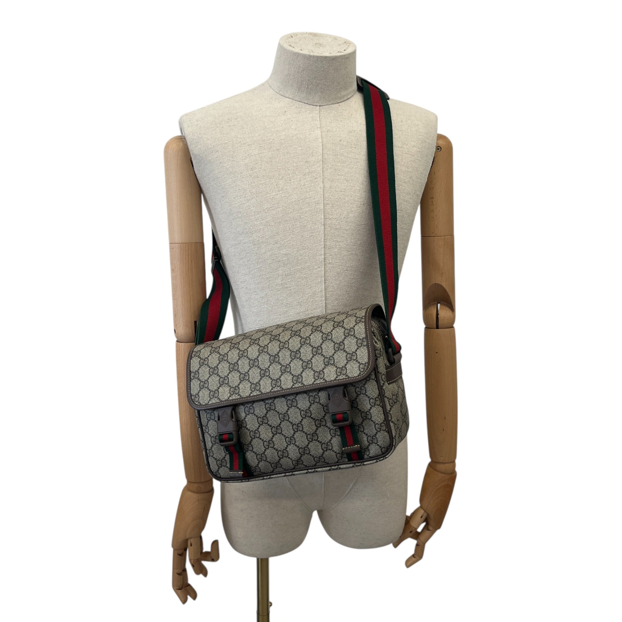 Men's Gg Supreme Messenger Bag Beige