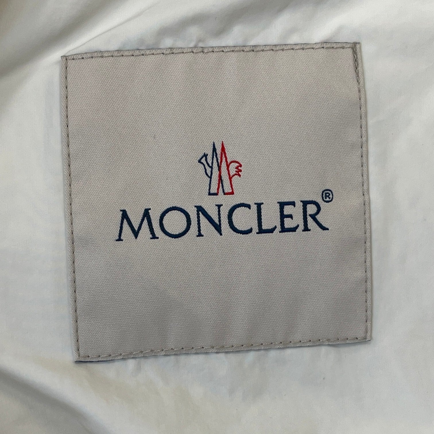 Men's Benoit Windbreaker White Size 4 / XL
