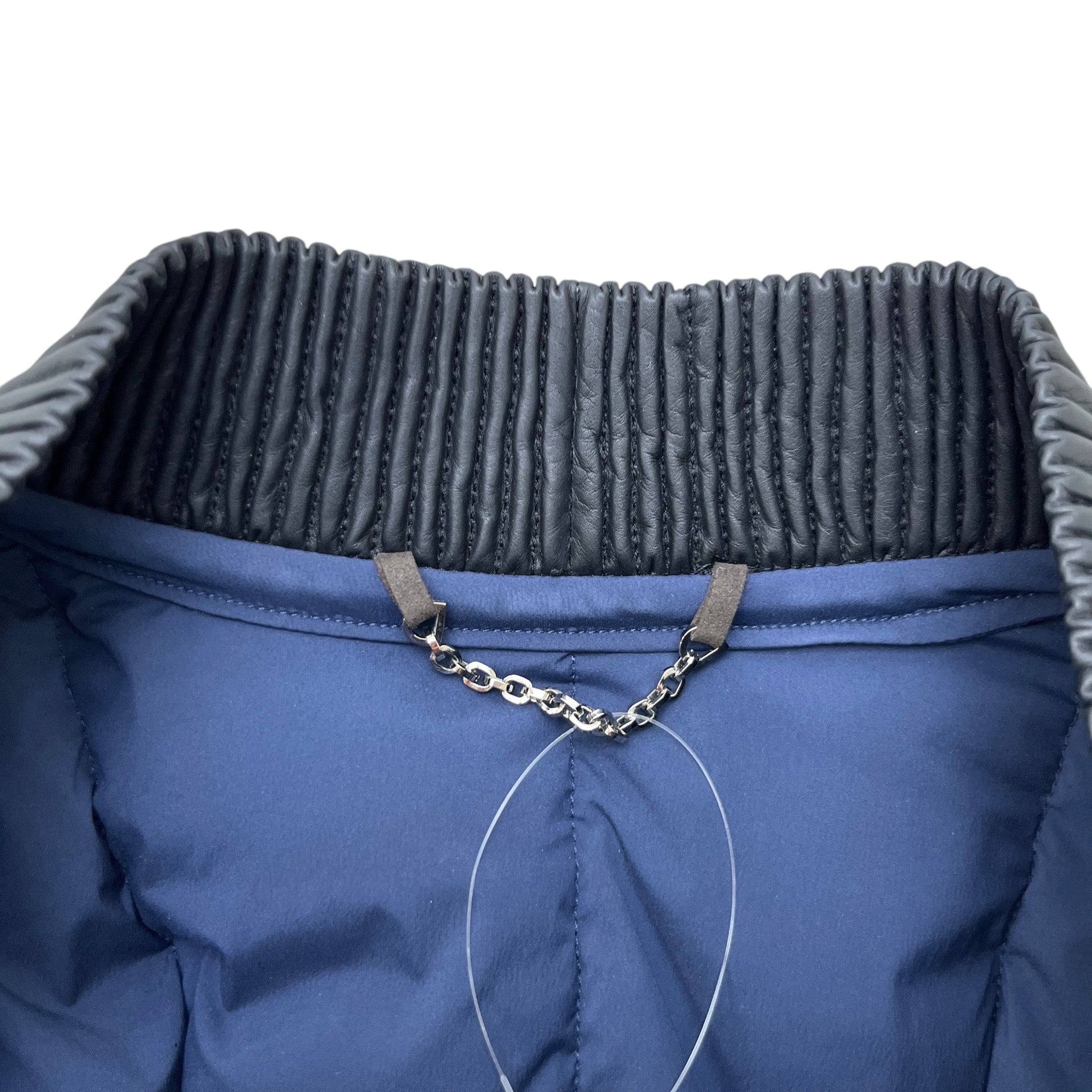 Men's Nylon Outer Shell Chevron Quilting Down Jacket Navy Size IT 48 / M