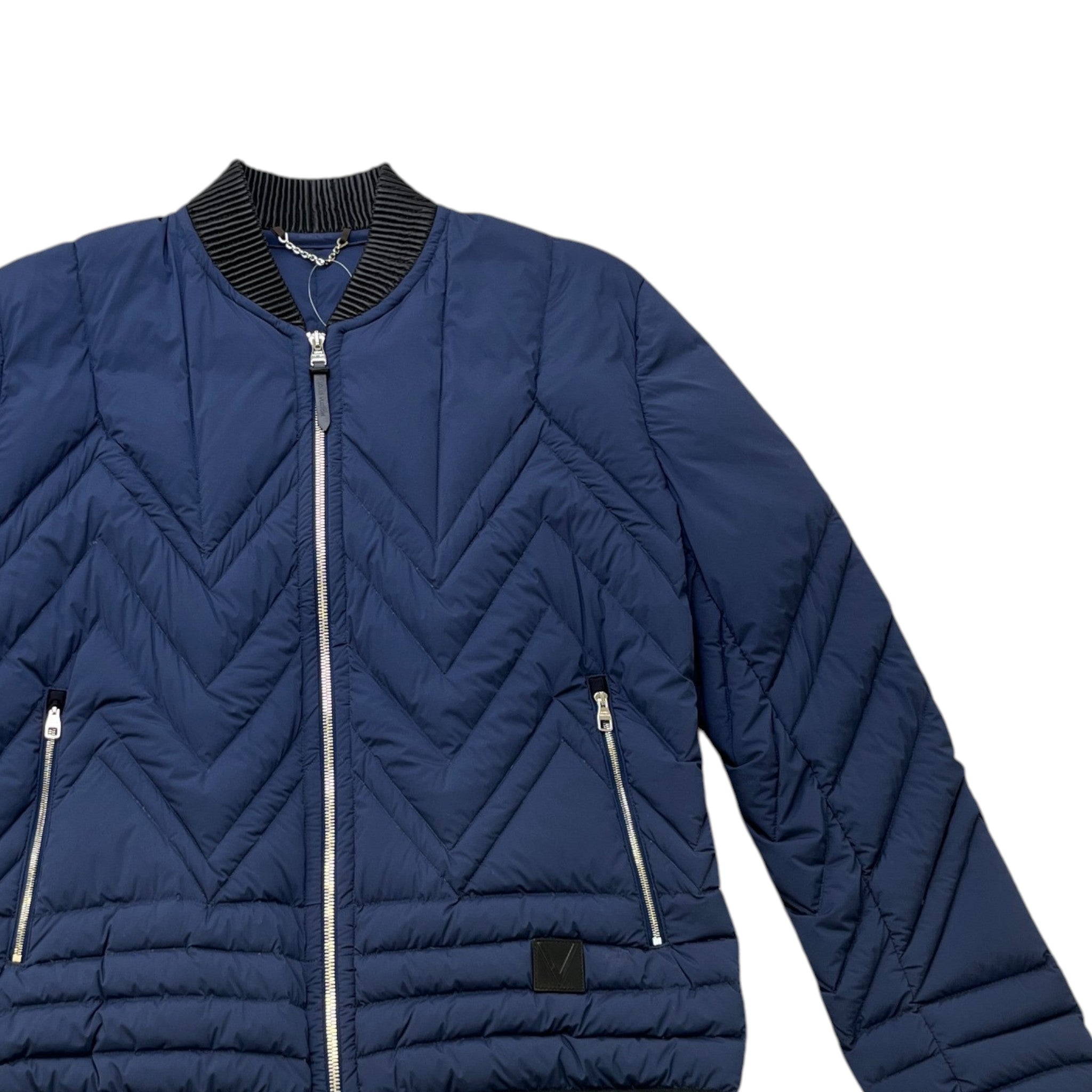 Men's Nylon Outer Shell Chevron Quilting Down Jacket Navy Size IT 48 / M