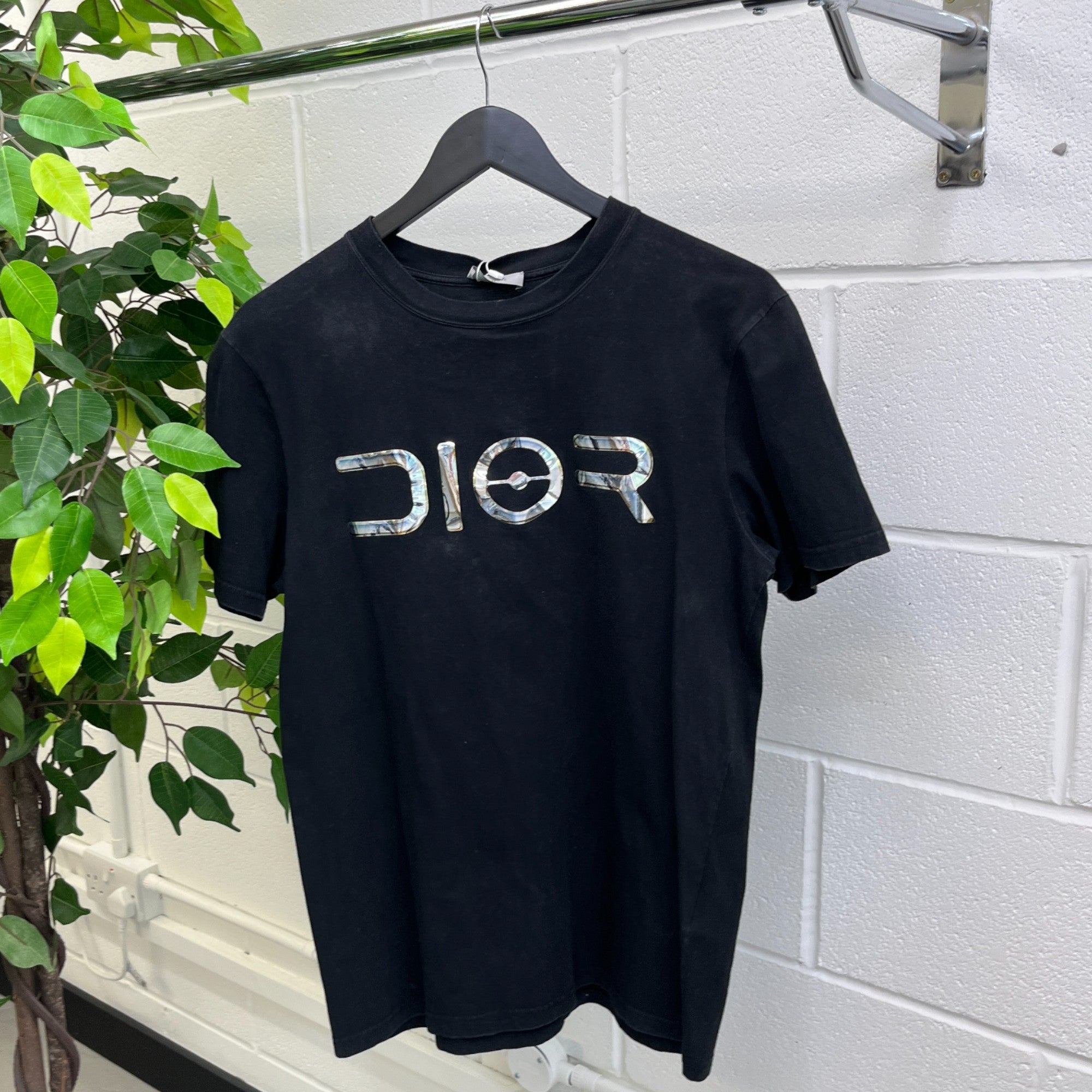 Men's Metallic Logo T-Shirt Black Size S