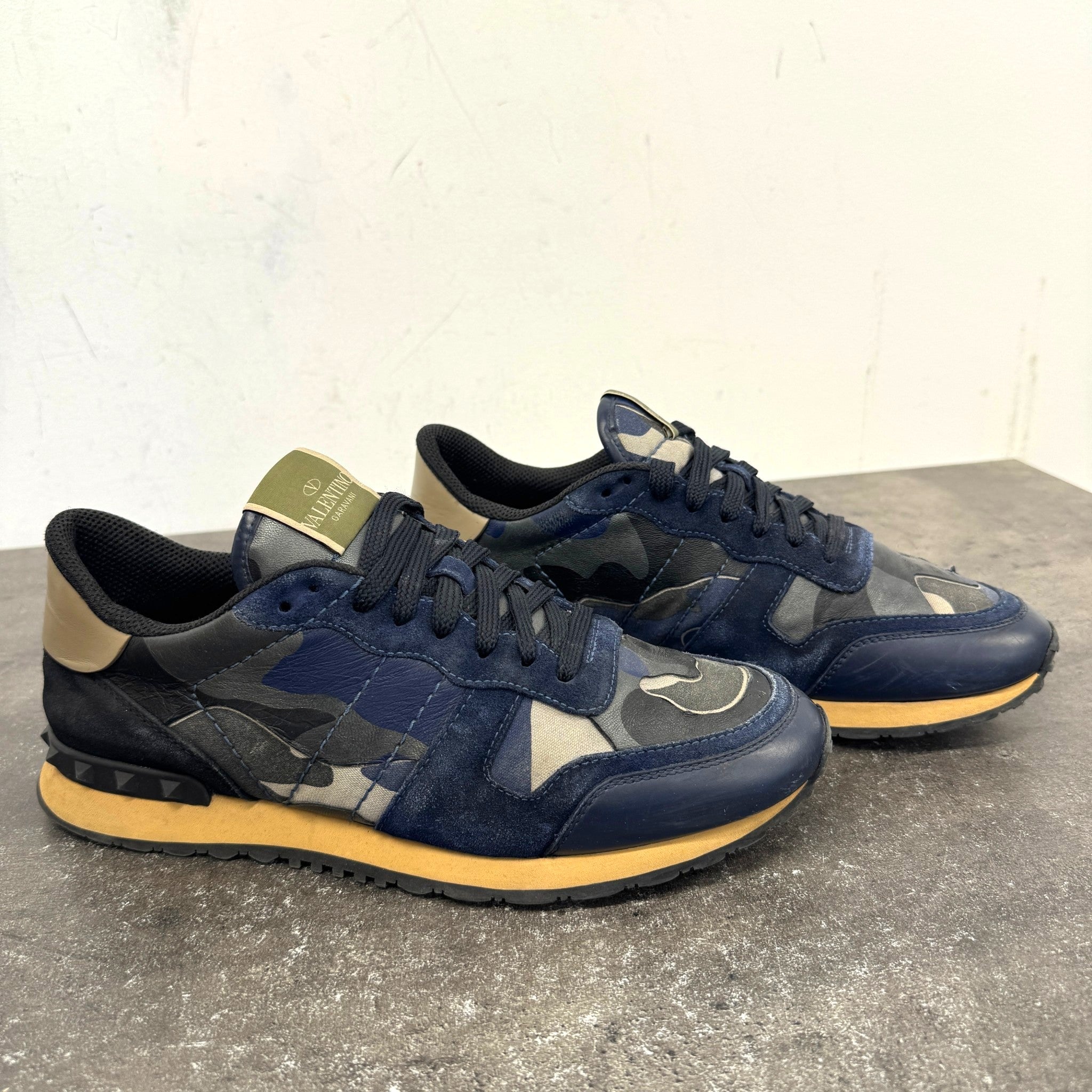 Men's Rockrunner Camouflage Low Trainers Navy Size EU 41 / UK 7