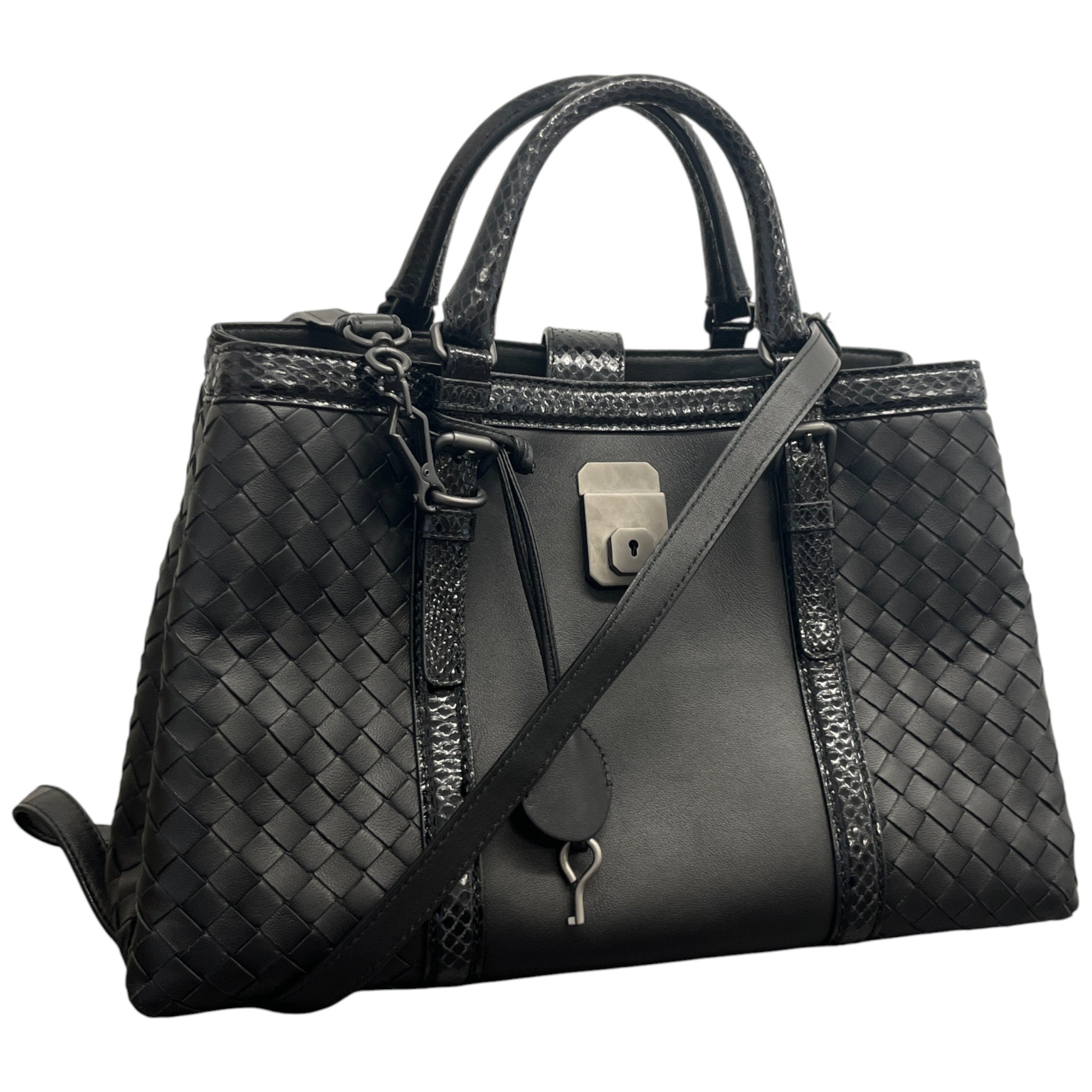 Women's Veneta Roma Small Handbag Black