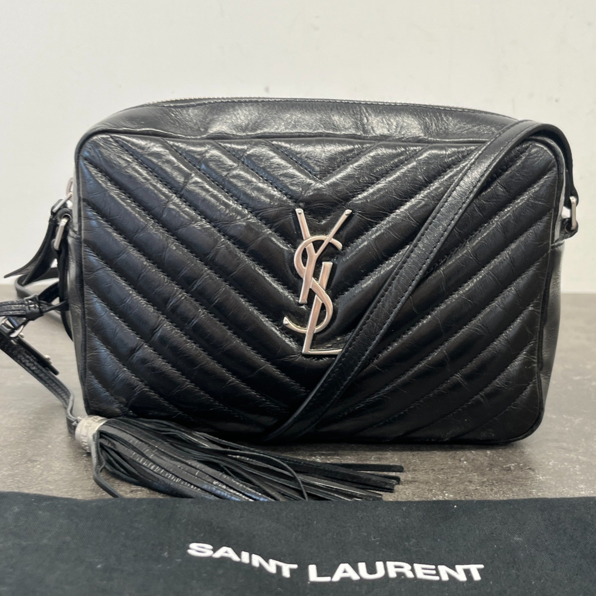 Women's Lou Matelasse Camera Handbag Black